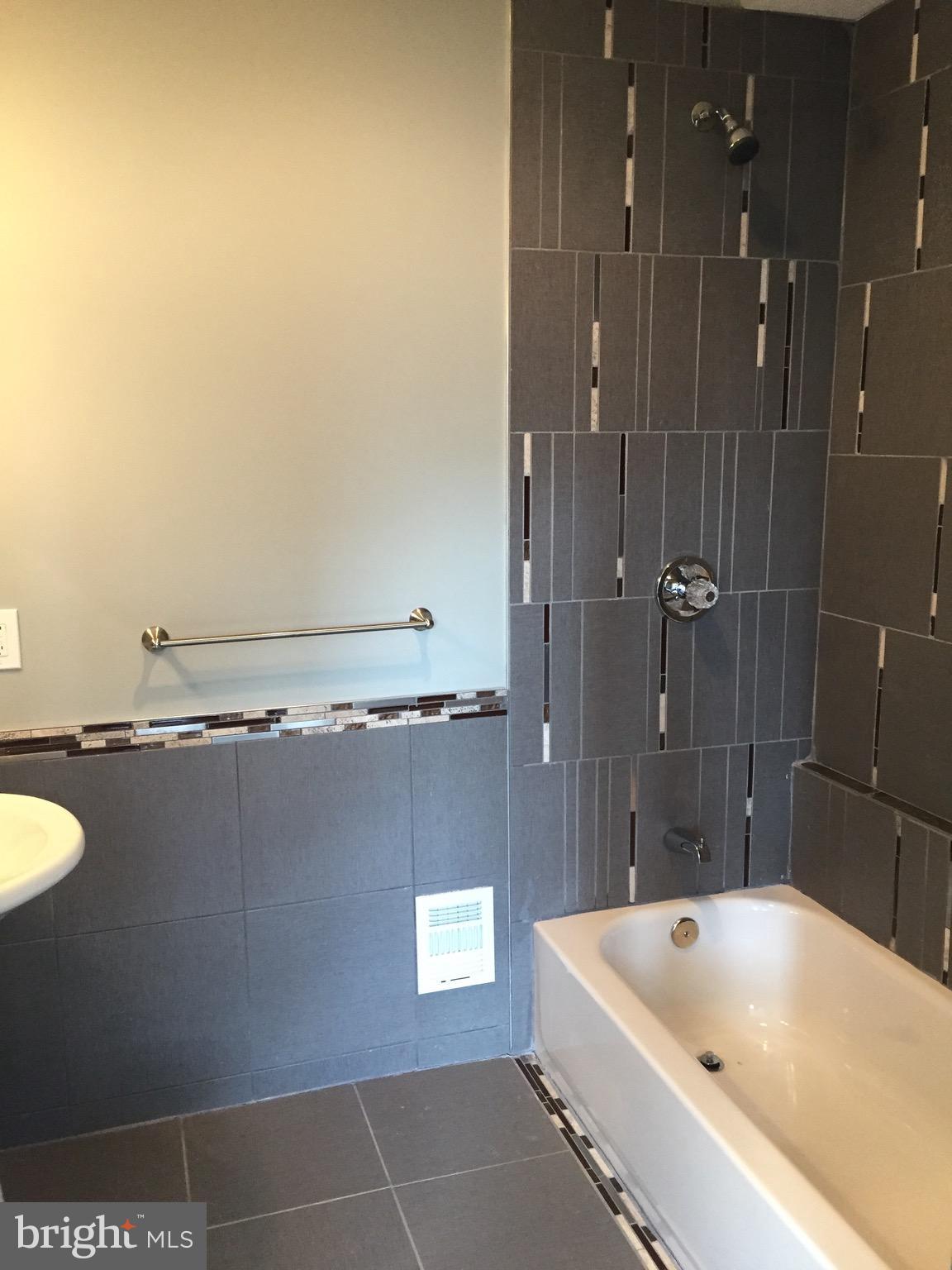 STENWOOD - Residential Lease