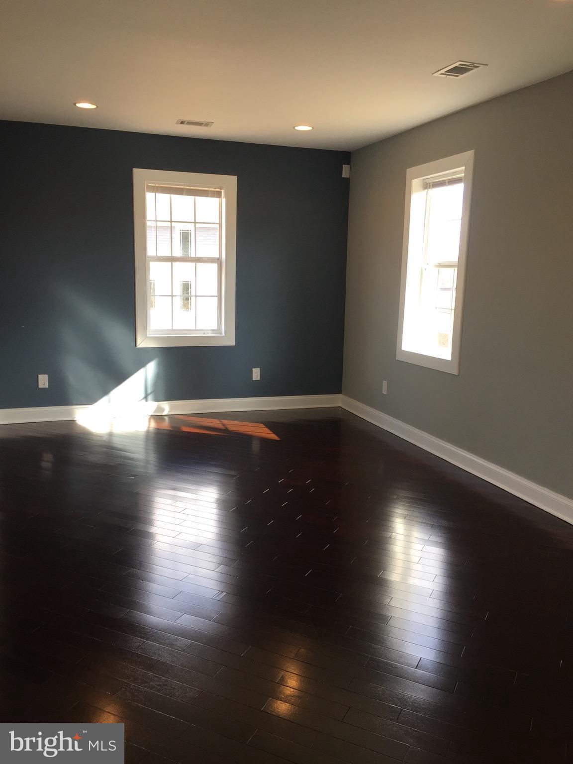 STENWOOD - Residential Lease