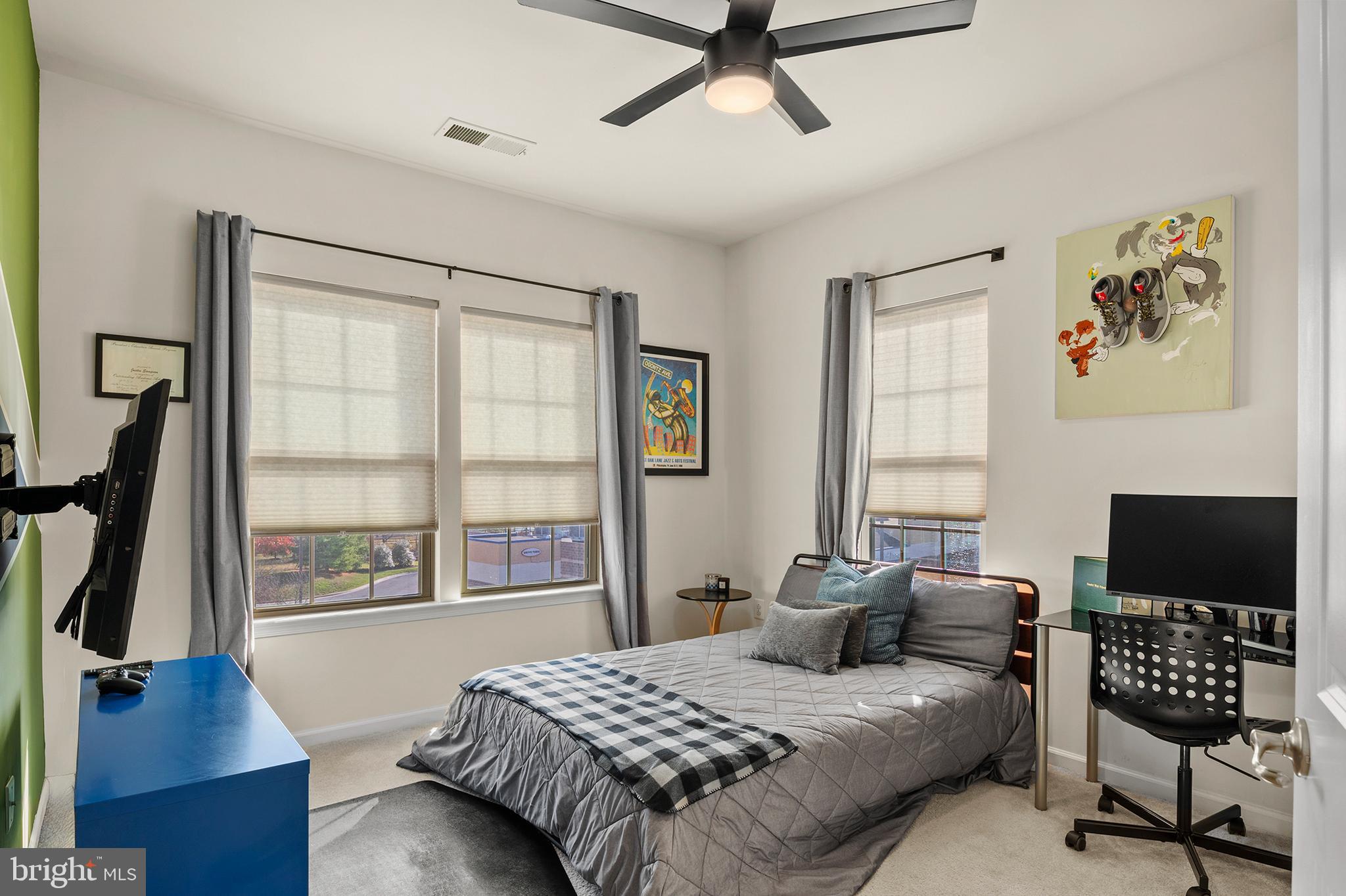 ORCHARD SQUARE - Residential