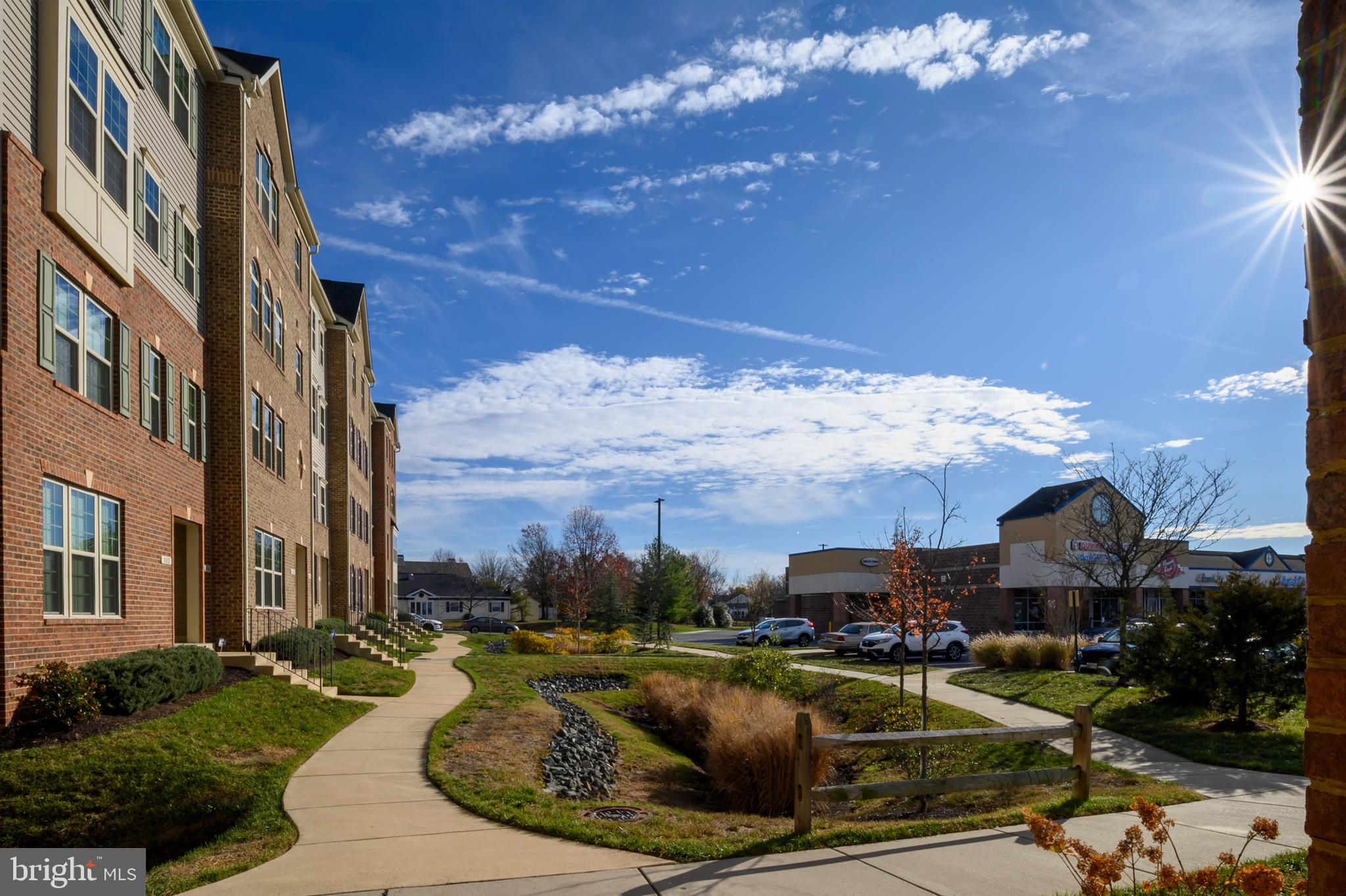 ORCHARD SQUARE - Residential