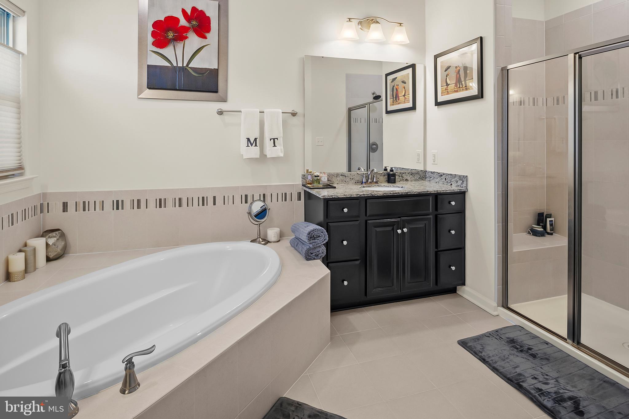 ORCHARD SQUARE - Residential