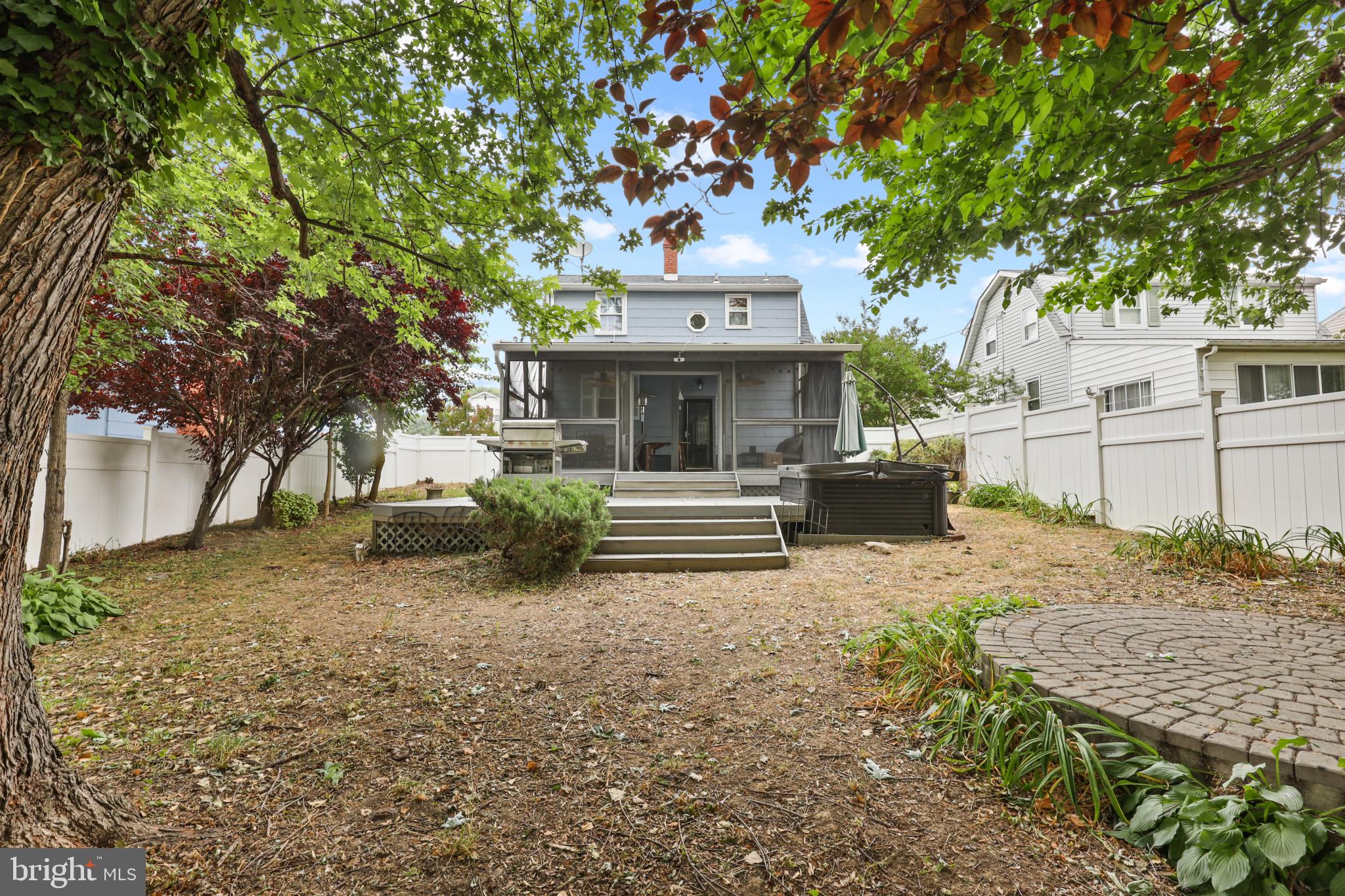 LINDEN HEIGHTS - Residential