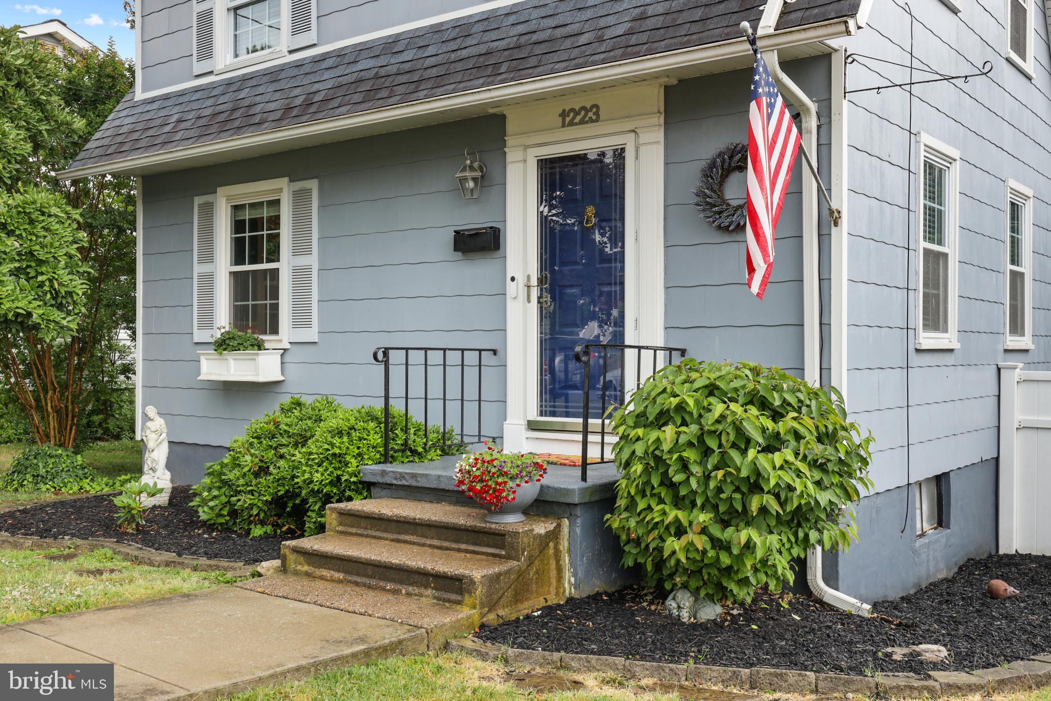 LINDEN HEIGHTS - Residential