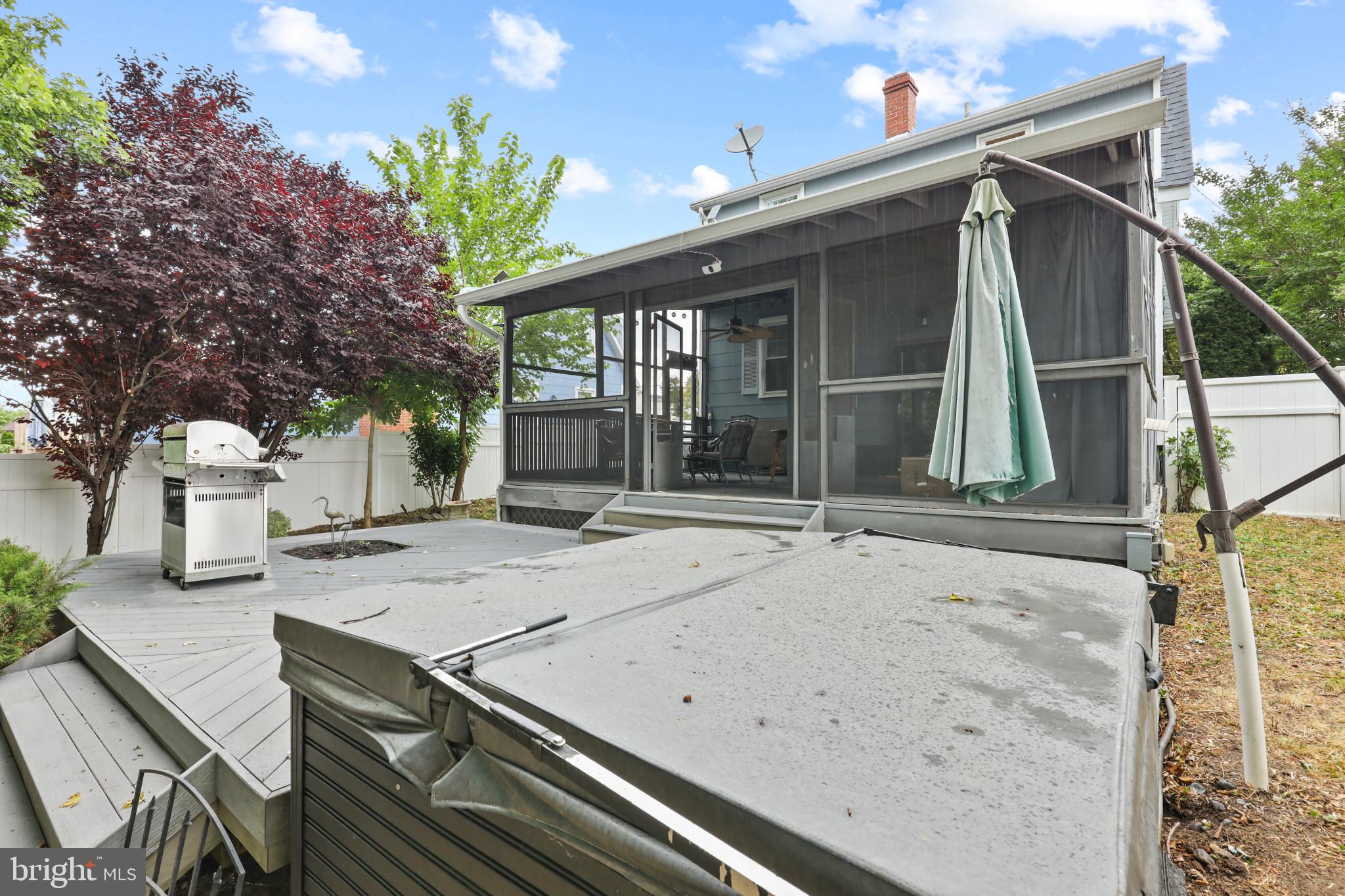 LINDEN HEIGHTS - Residential