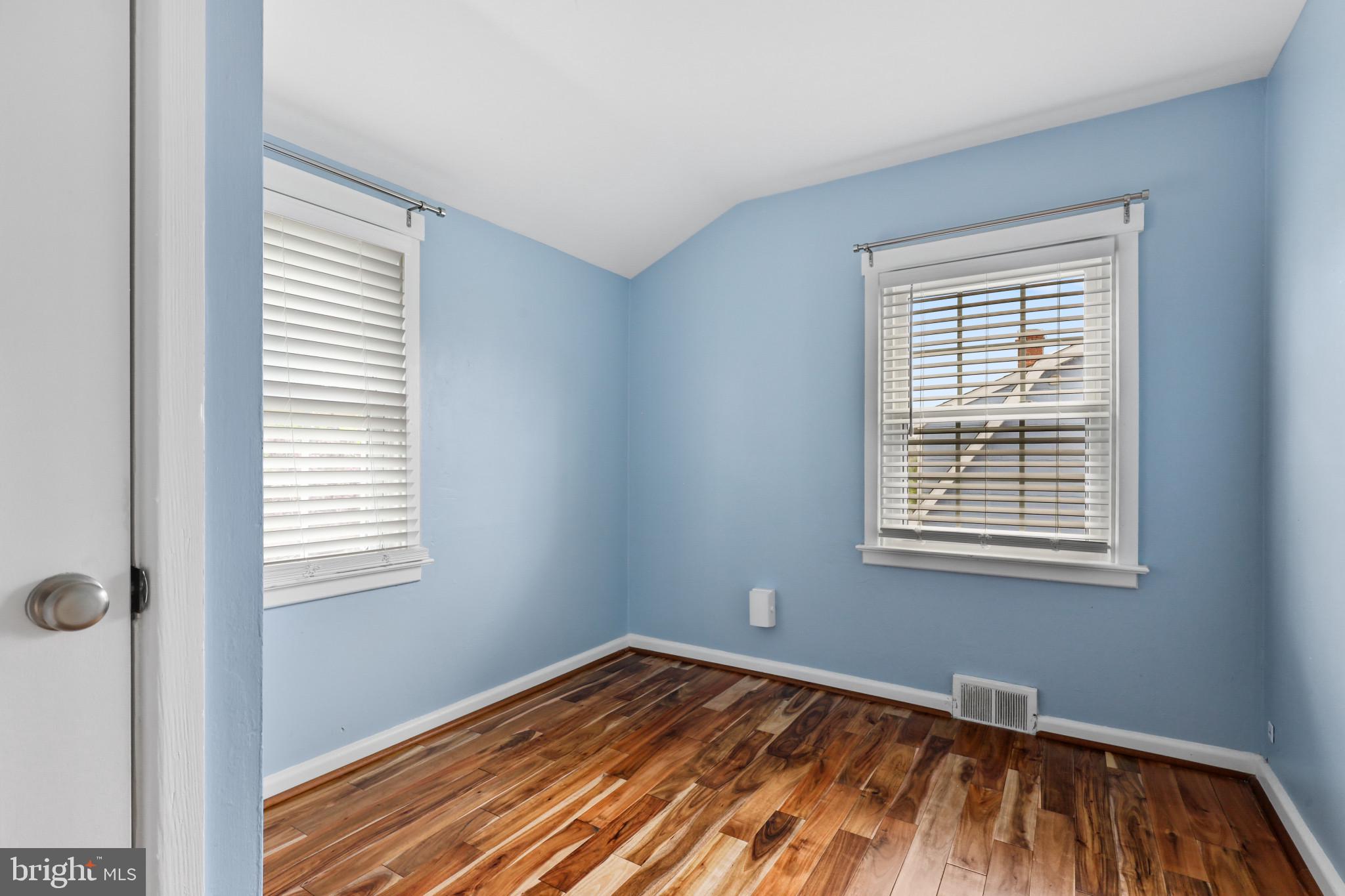 LINDEN HEIGHTS - Residential