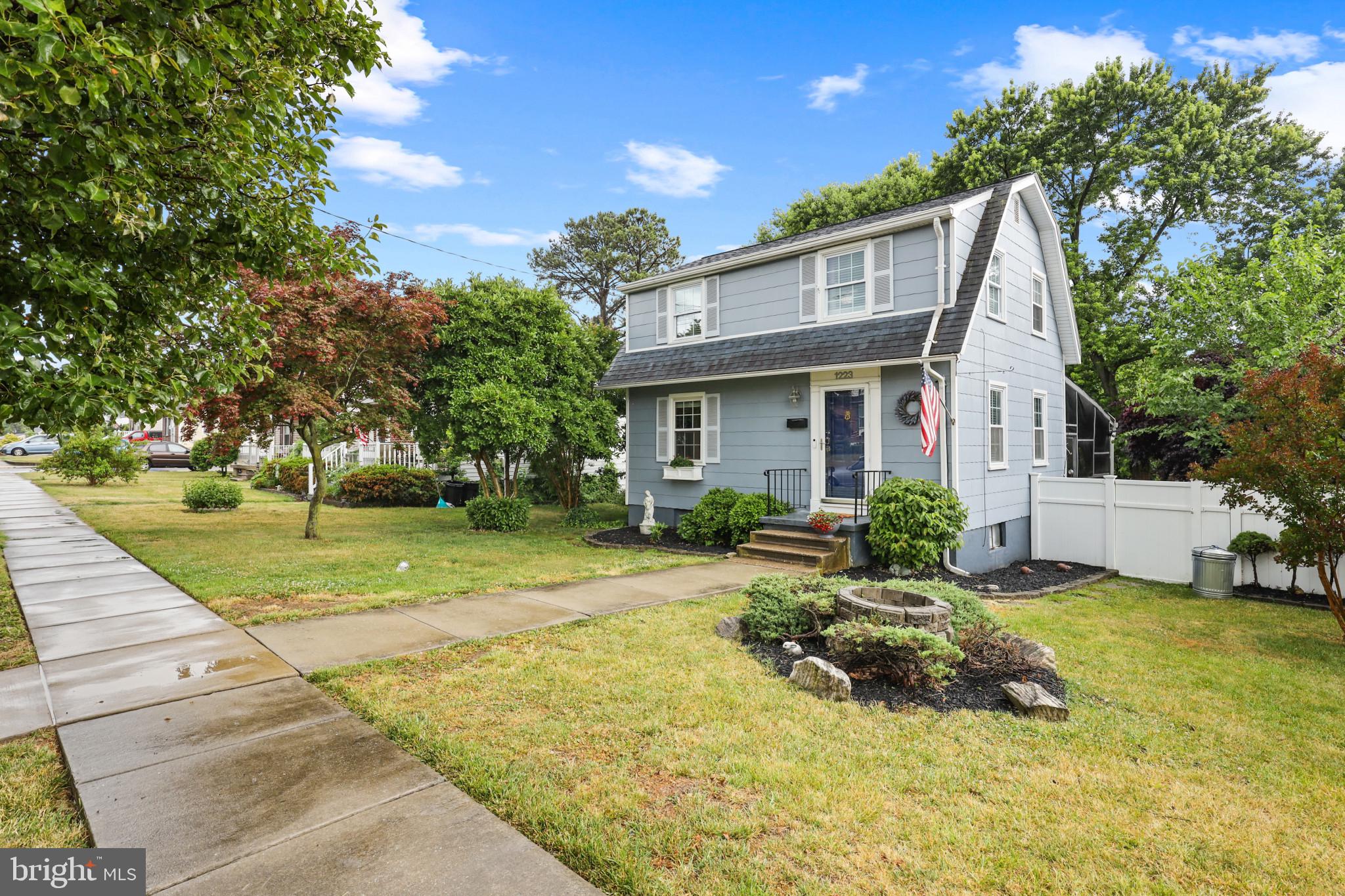 LINDEN HEIGHTS - Residential