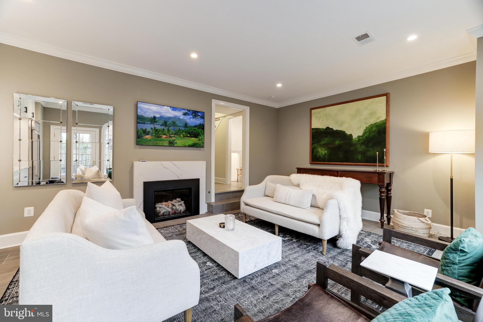 POMMANDER WALK - Residential