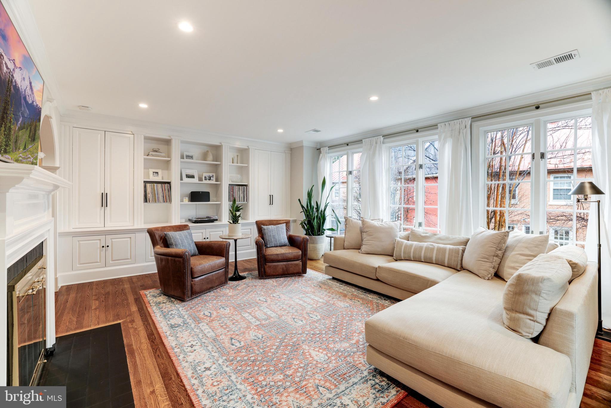 POMMANDER WALK - Residential