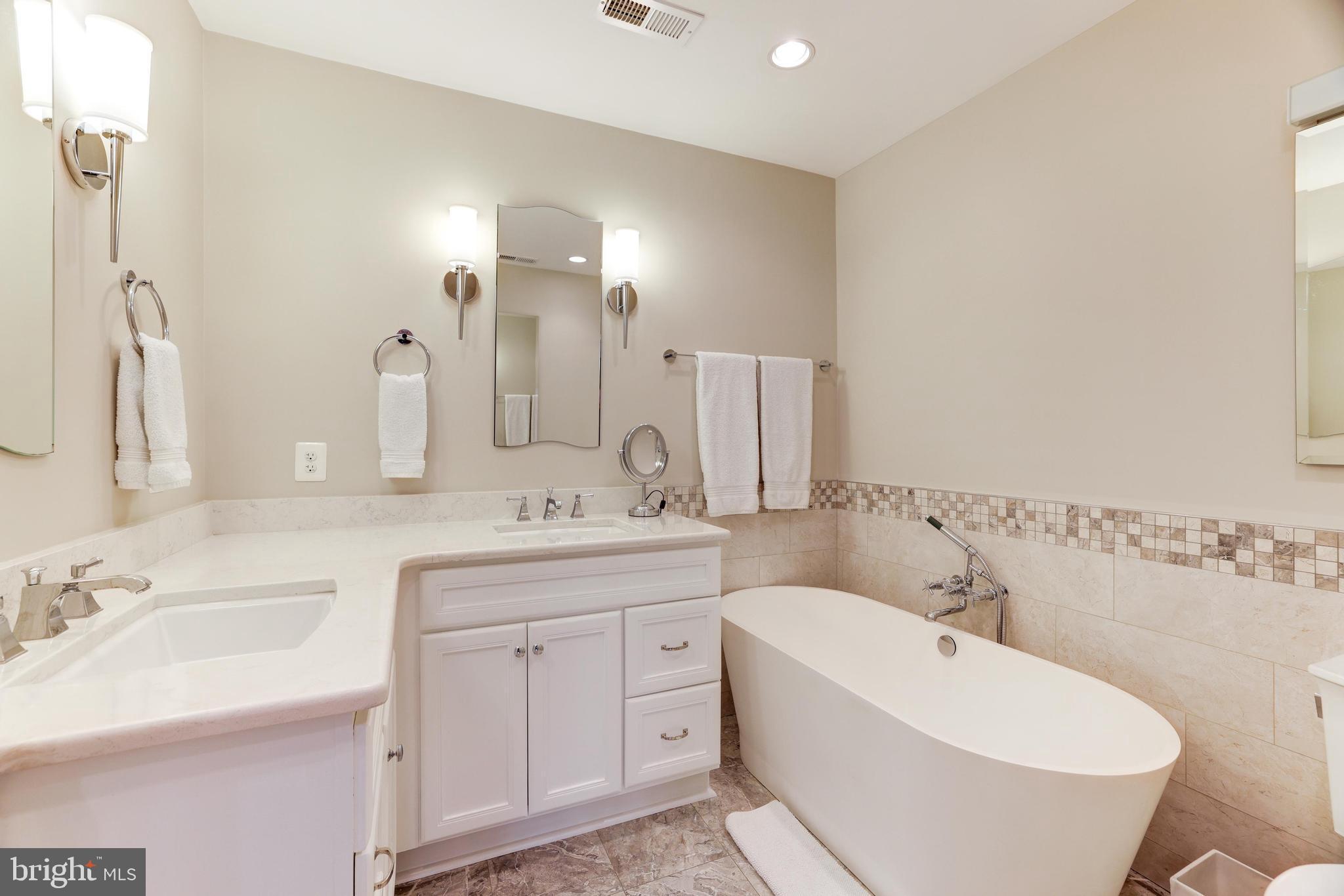 POMMANDER WALK - Residential