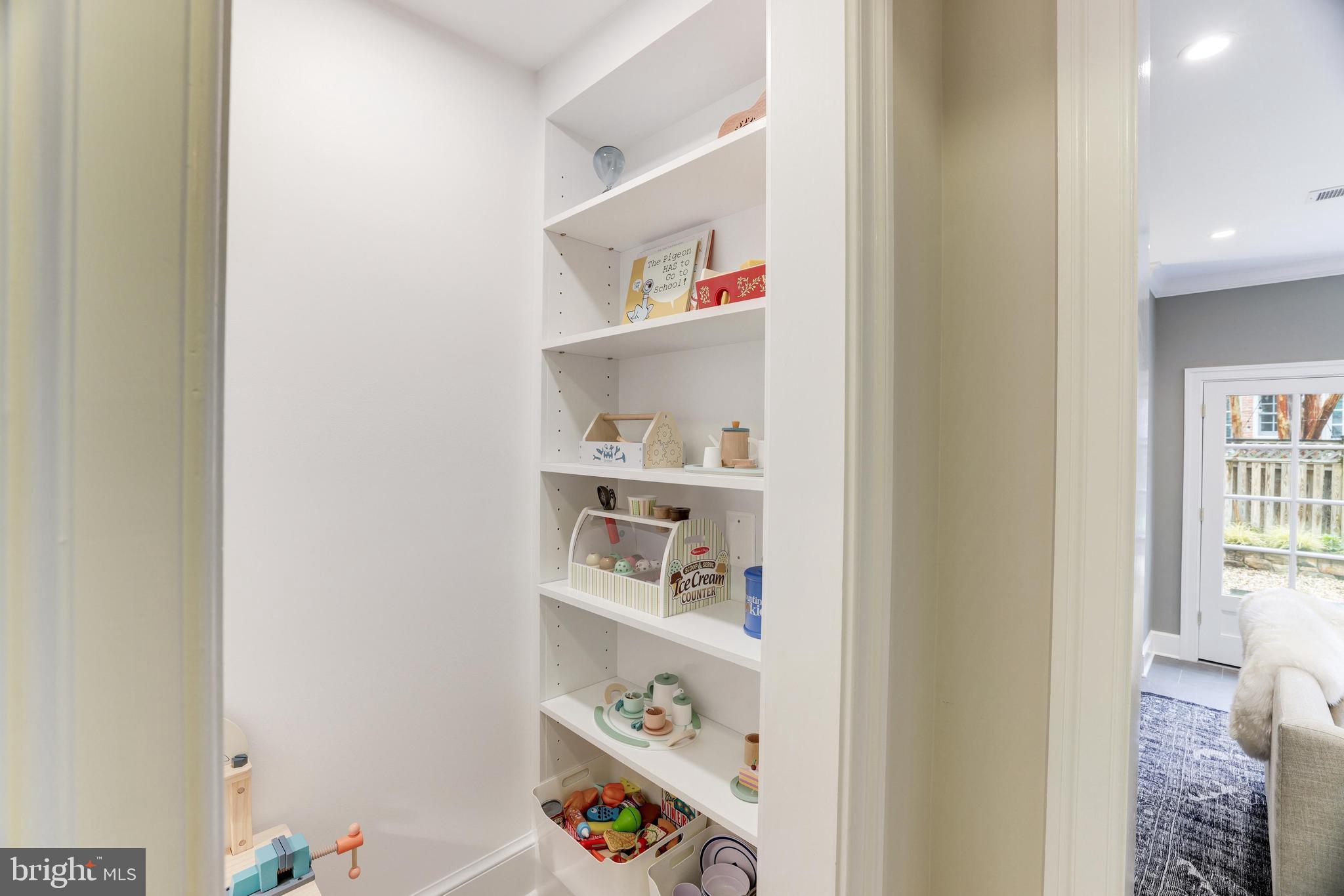 POMMANDER WALK - Residential