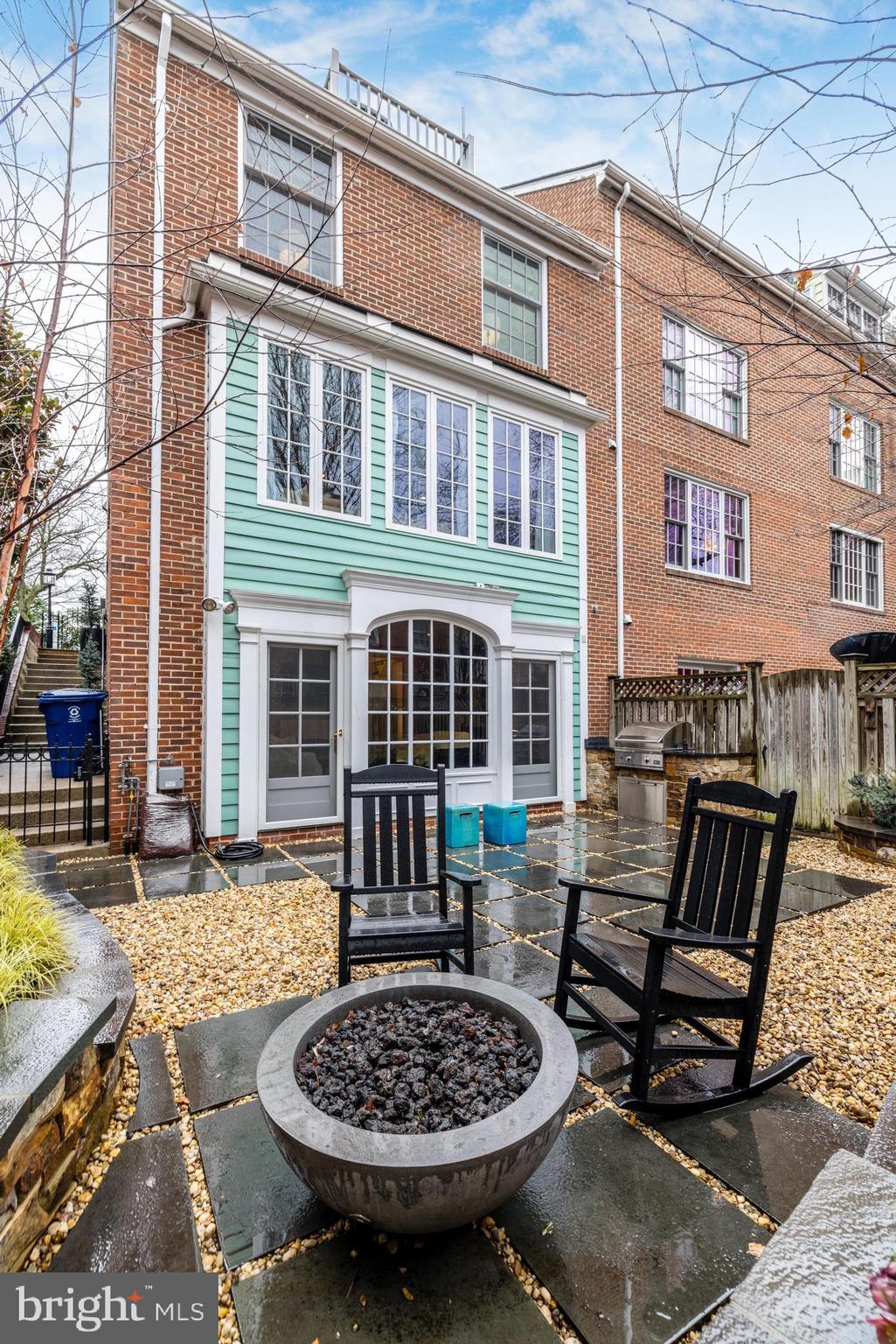 POMMANDER WALK - Residential