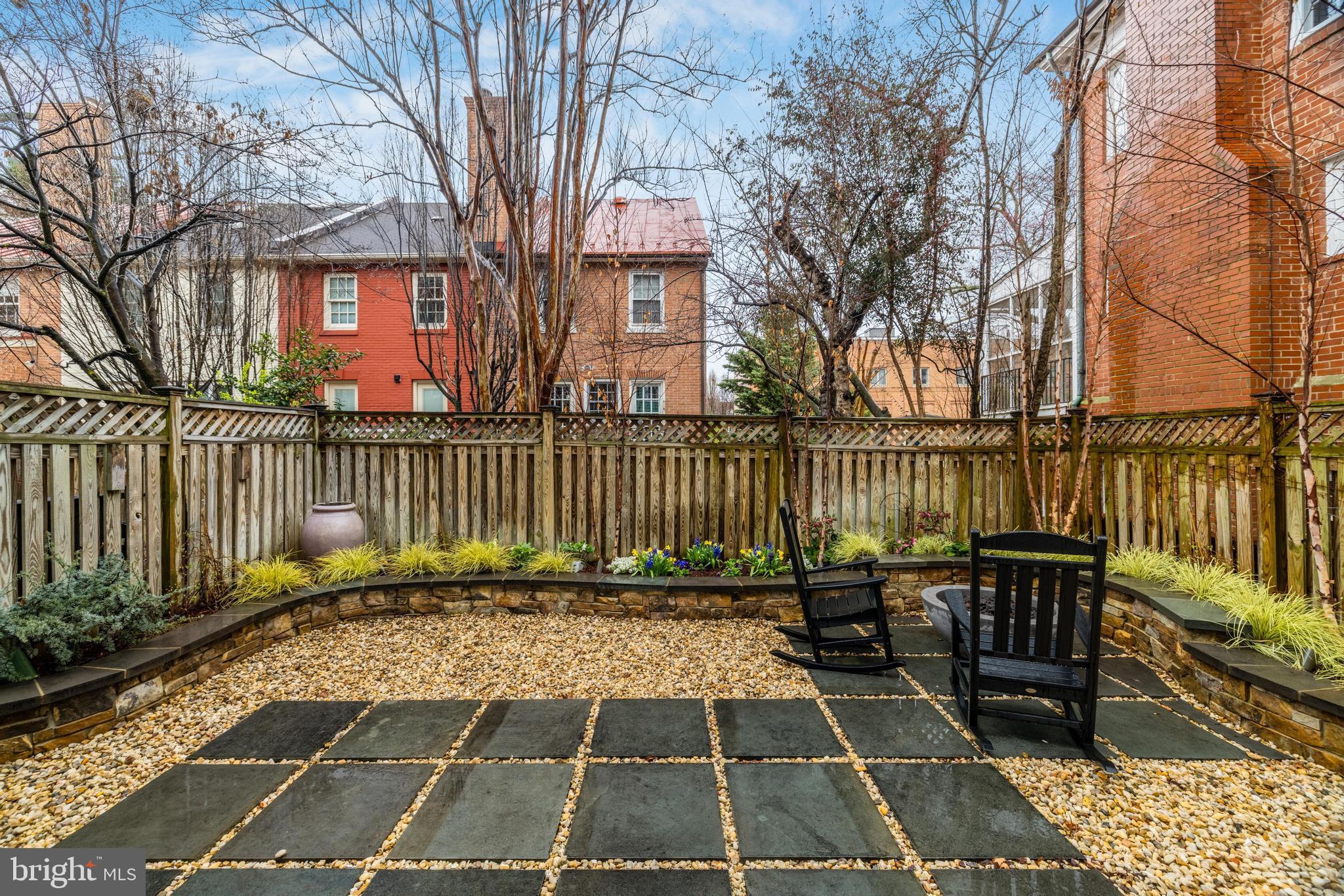 POMMANDER WALK - Residential