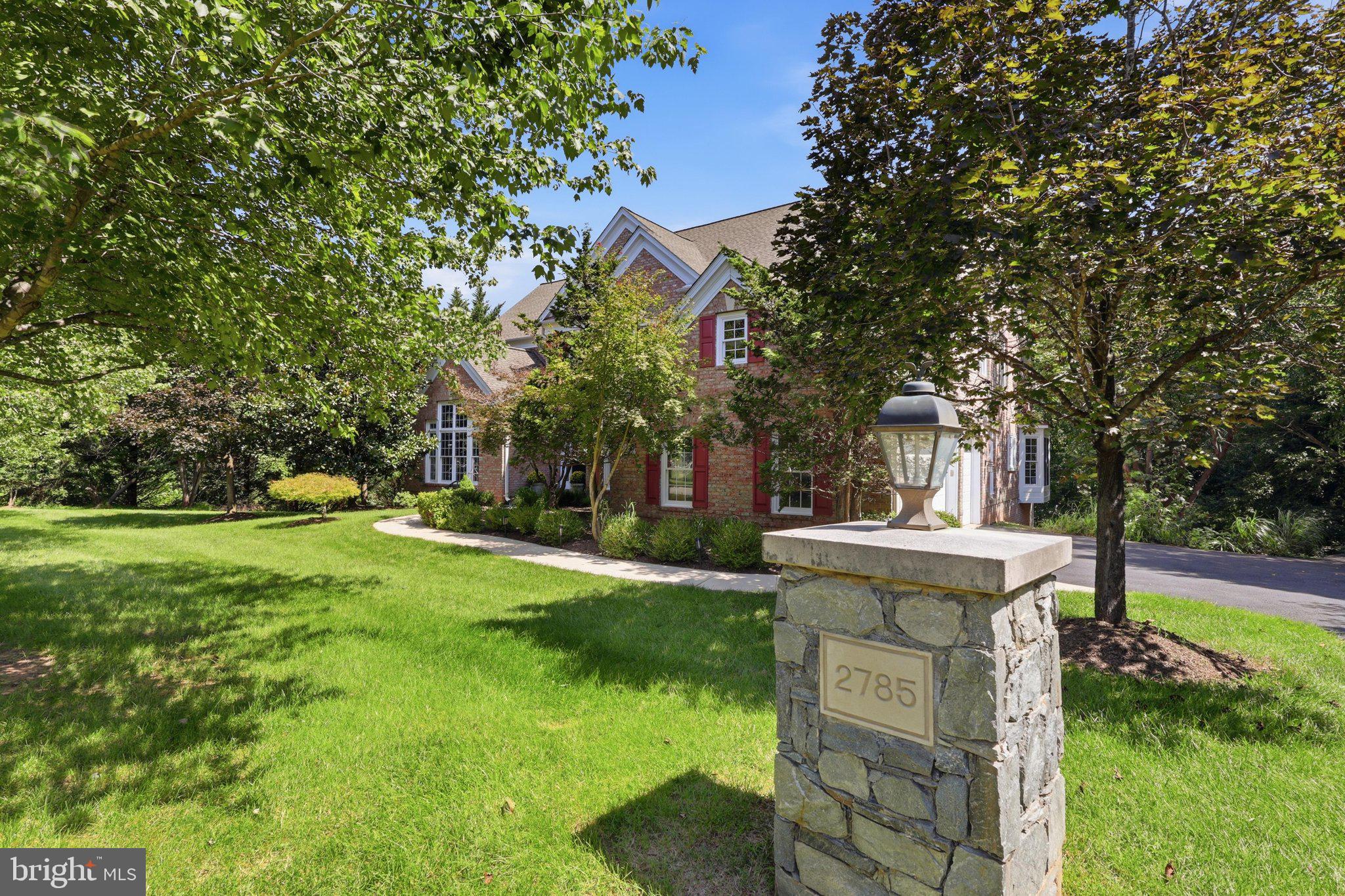 2785 MARSHALL LAKE DRIVE