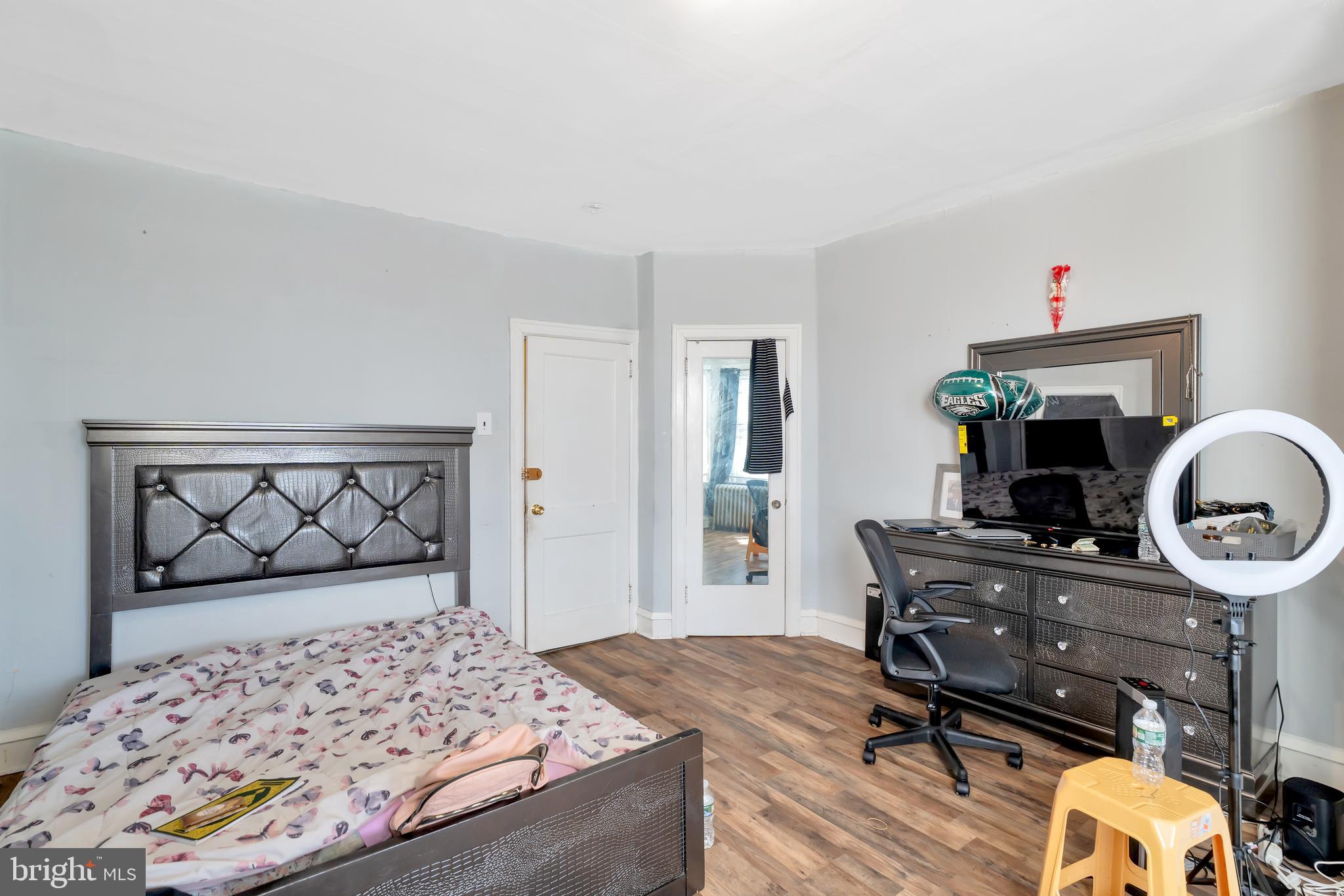 FERN ROCK - Residential