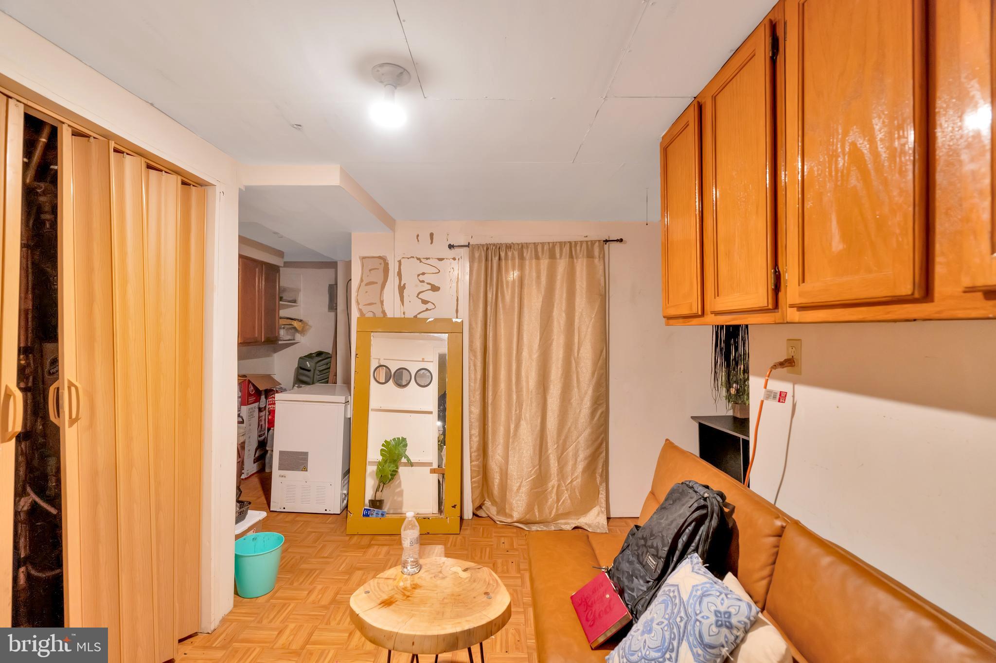 FERN ROCK - Residential