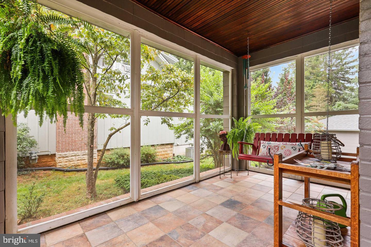 GLYNDON - Residential Lease