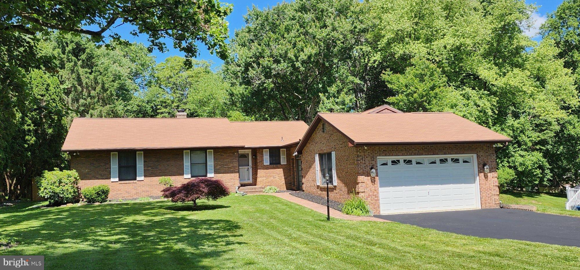 6420 HICKORY LANE