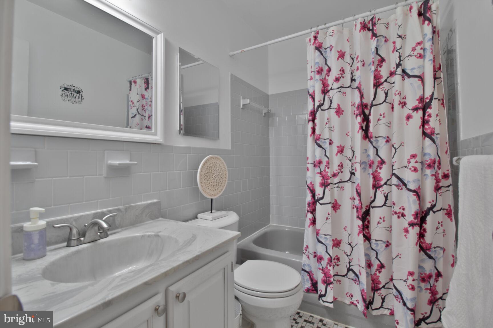 FREEDOM FOREST - Residential