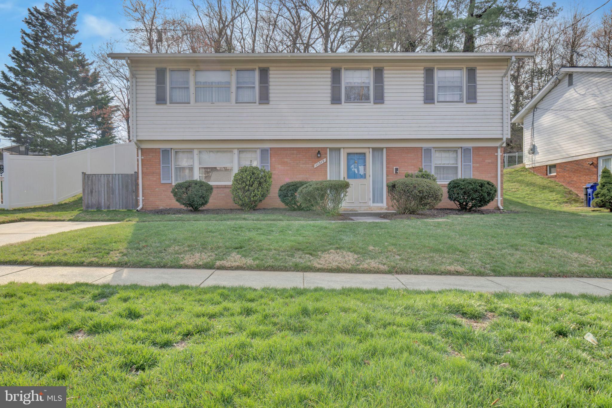 KENSINGTON KNOLLS - Residential