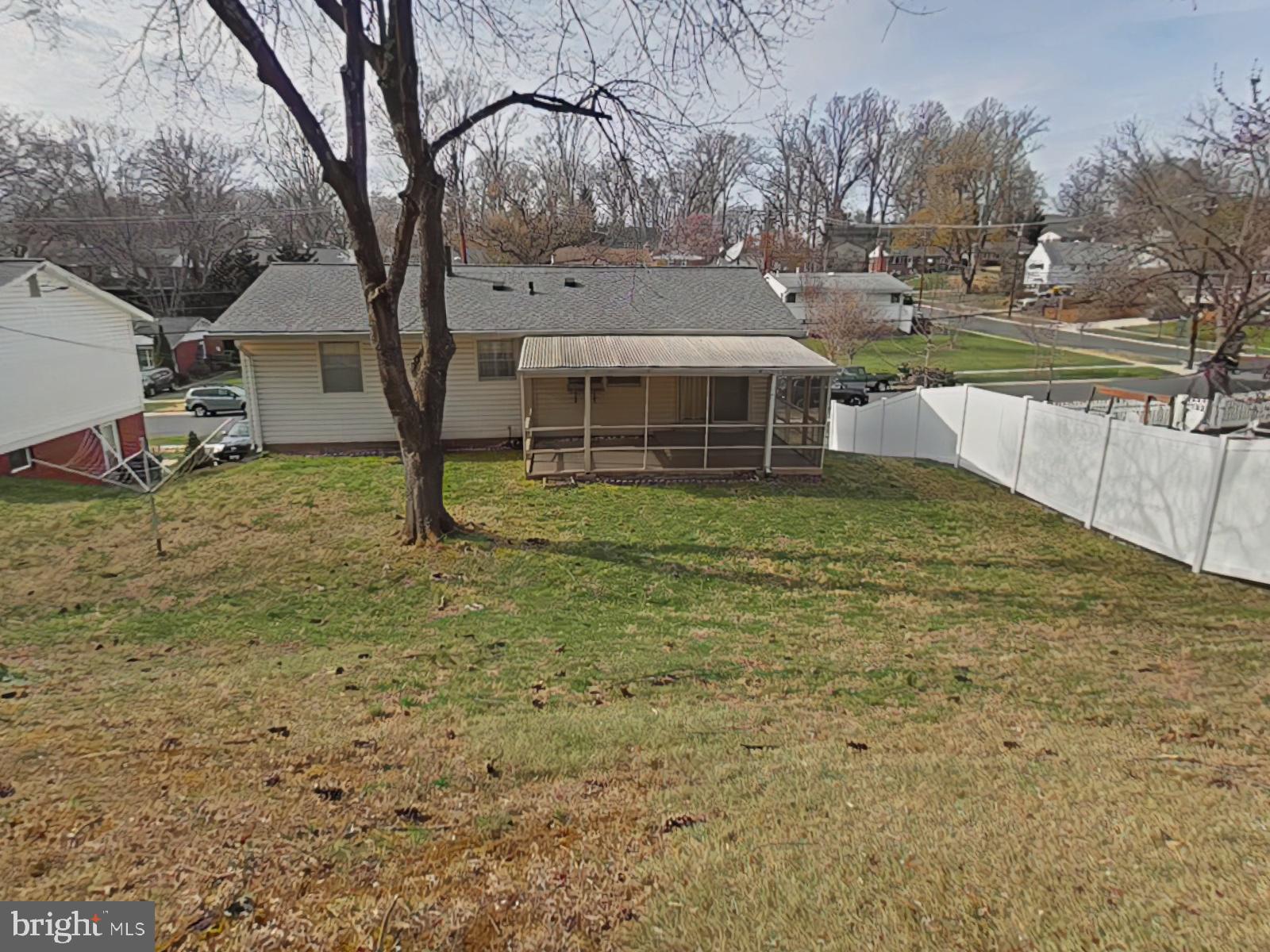 KENSINGTON KNOLLS - Residential