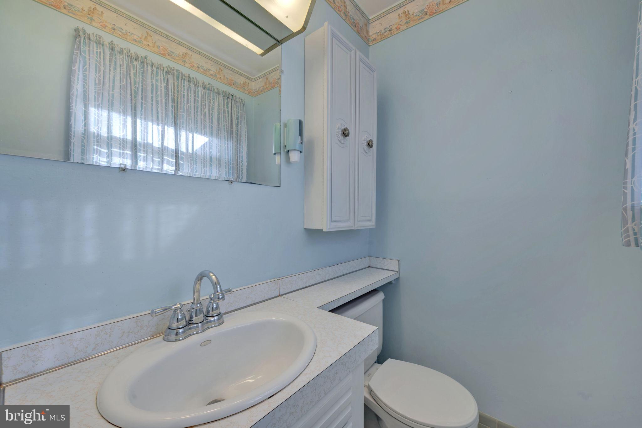 KENSINGTON KNOLLS - Residential