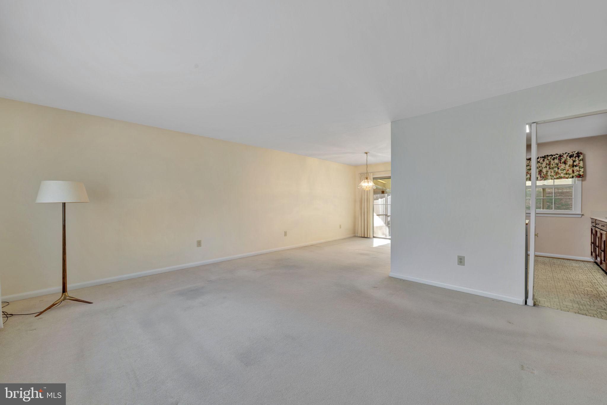 KENSINGTON KNOLLS - Residential