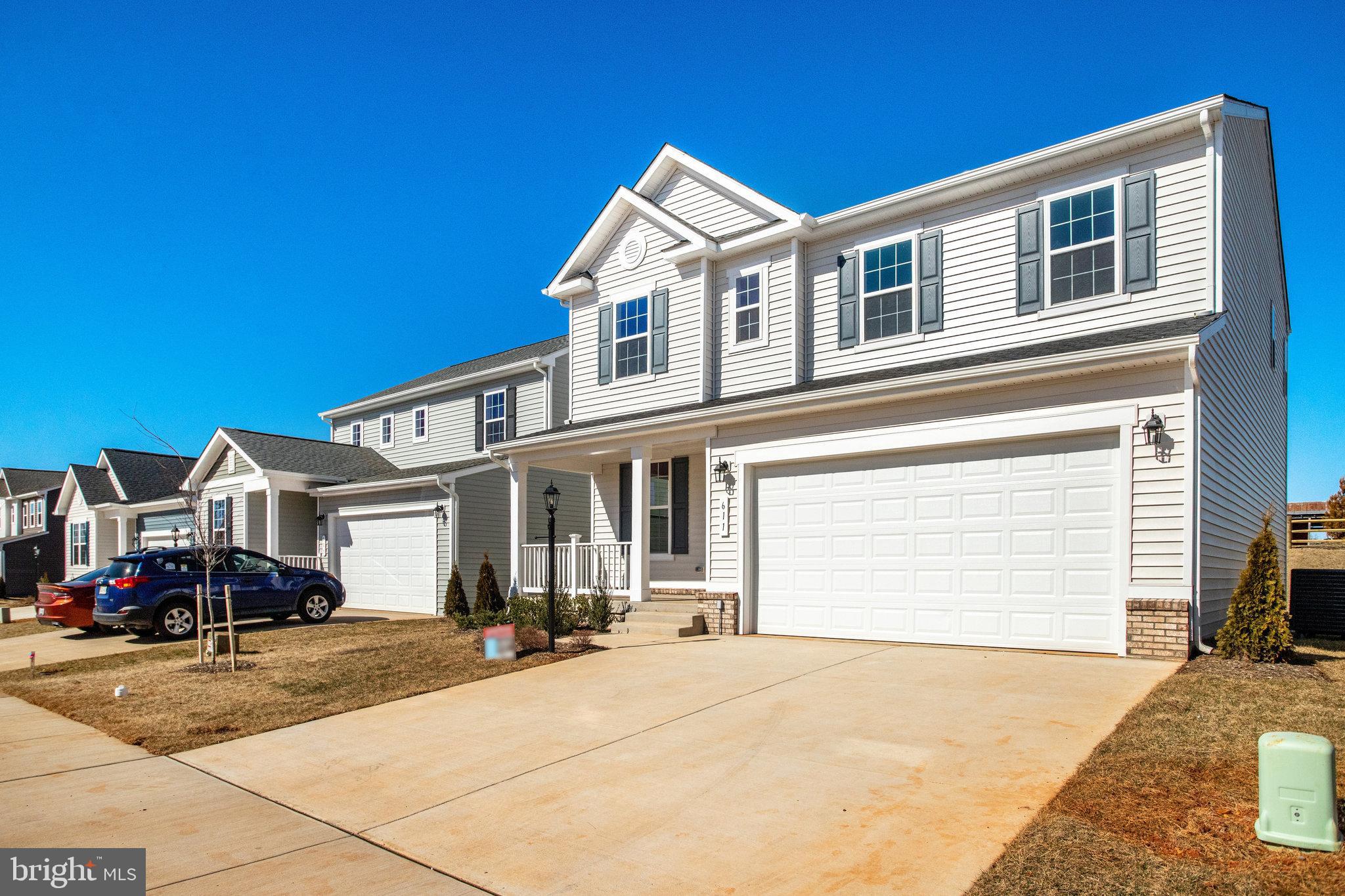 SEASONS AT ROUND MILL MEADOWS - Residential