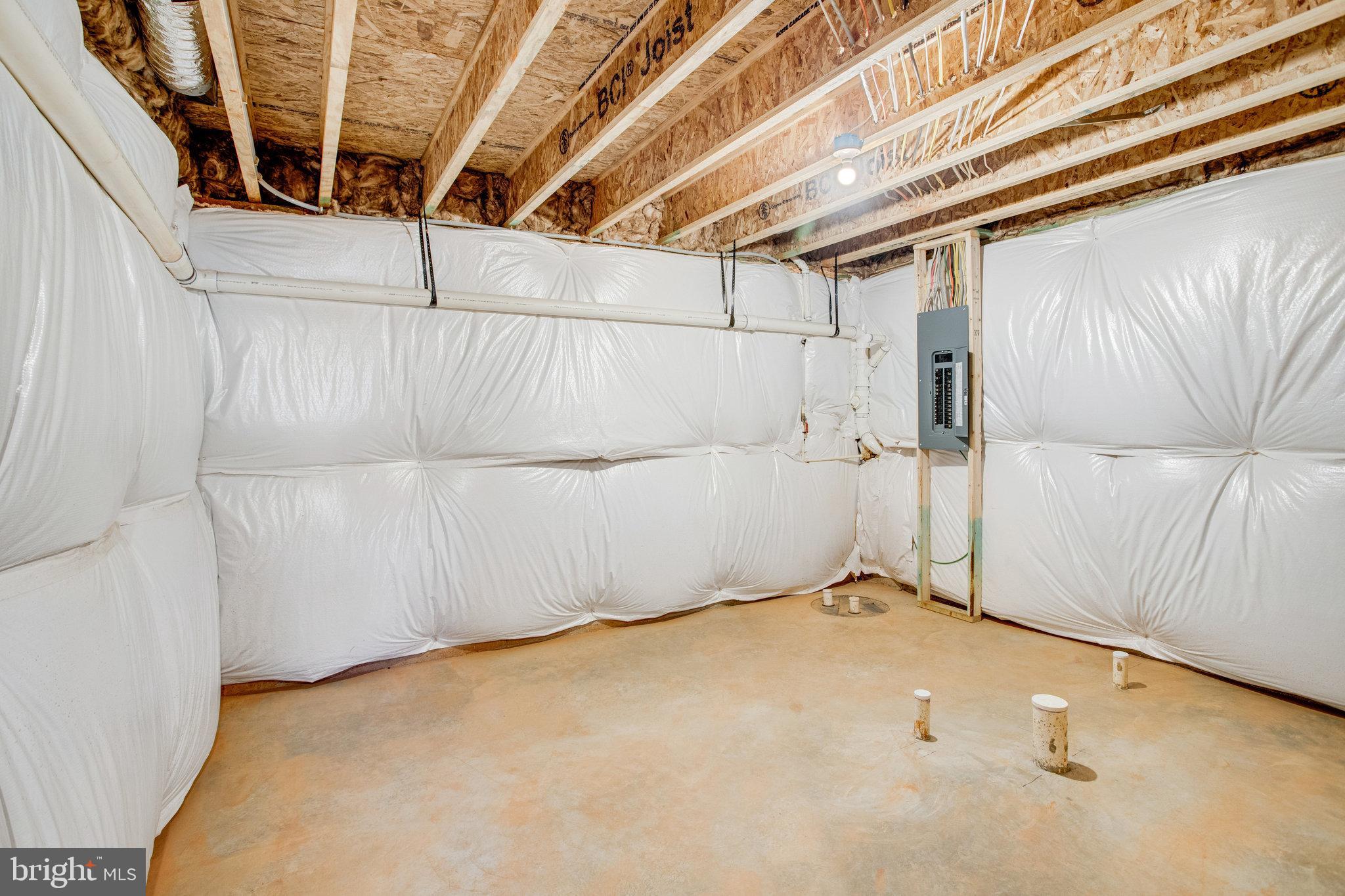 SEASONS AT ROUND MILL MEADOWS - Residential