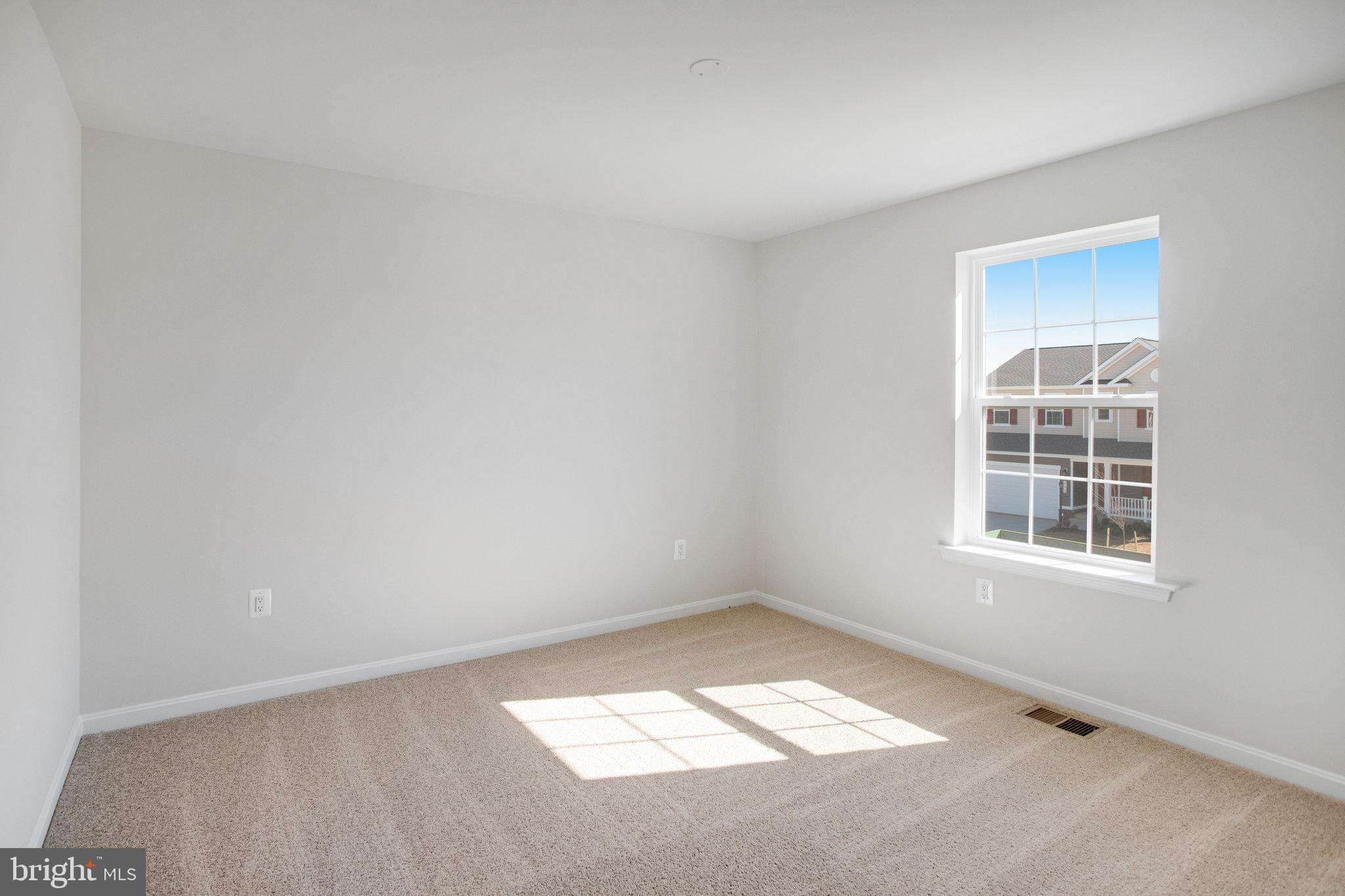 SEASONS AT ROUND MILL MEADOWS - Residential