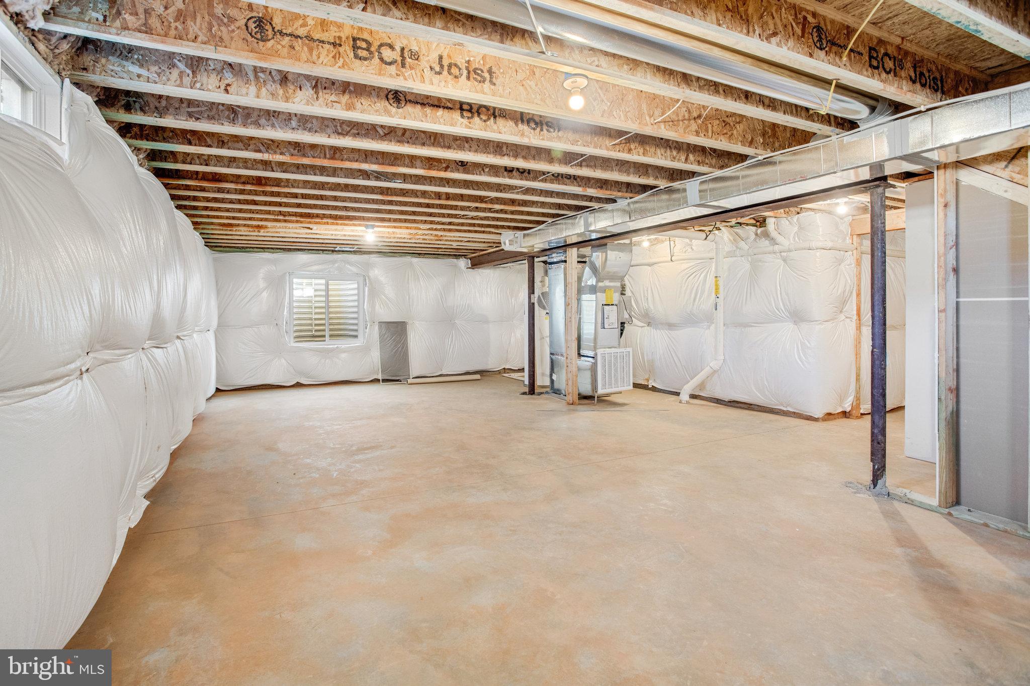 SEASONS AT ROUND MILL MEADOWS - Residential