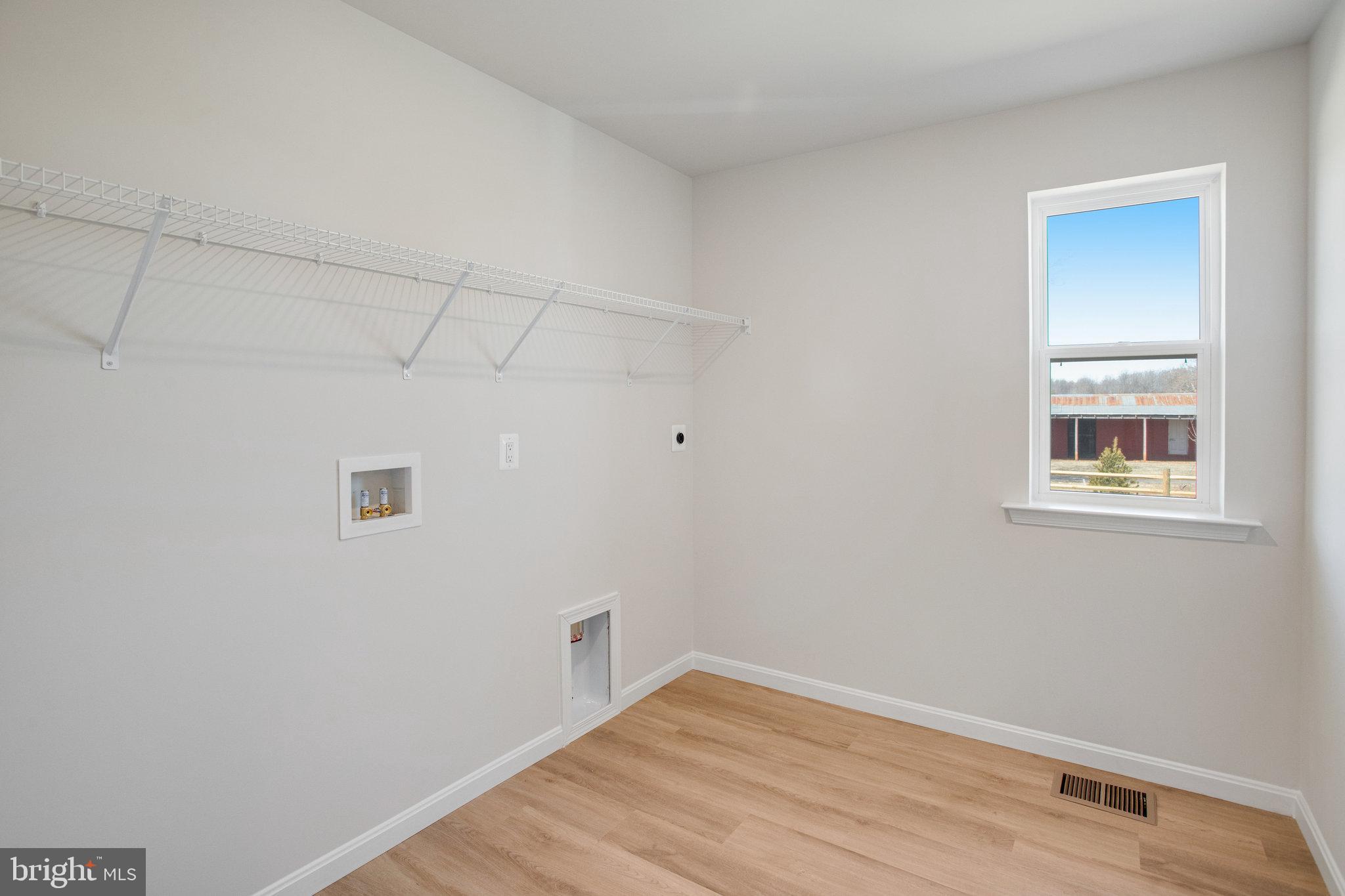 SEASONS AT ROUND MILL MEADOWS - Residential