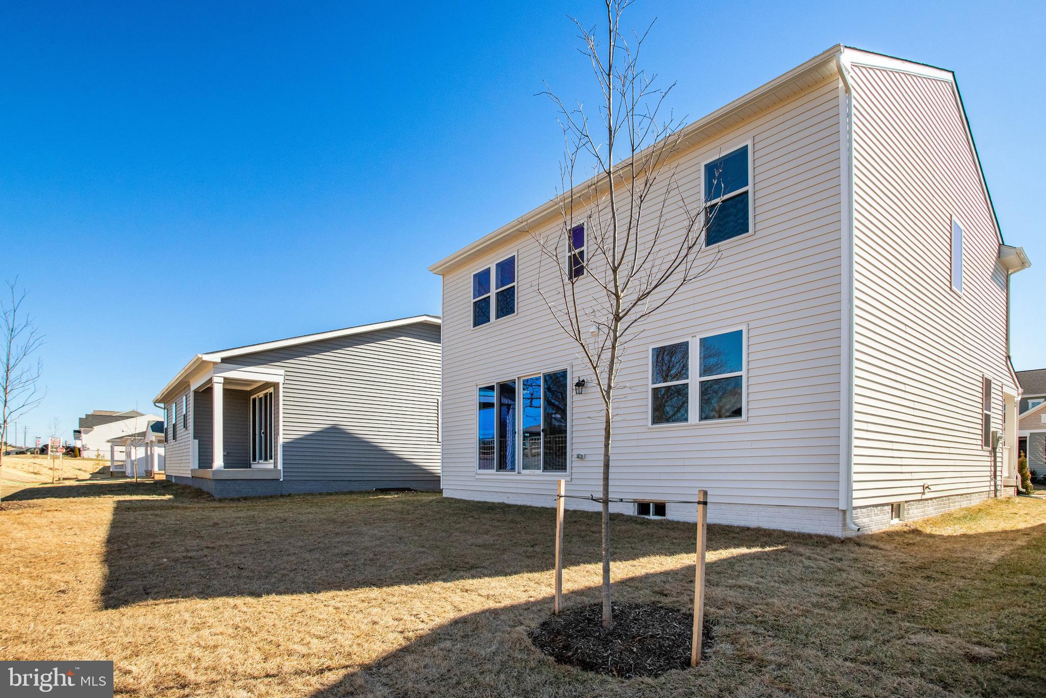 SEASONS AT ROUND MILL MEADOWS - Residential