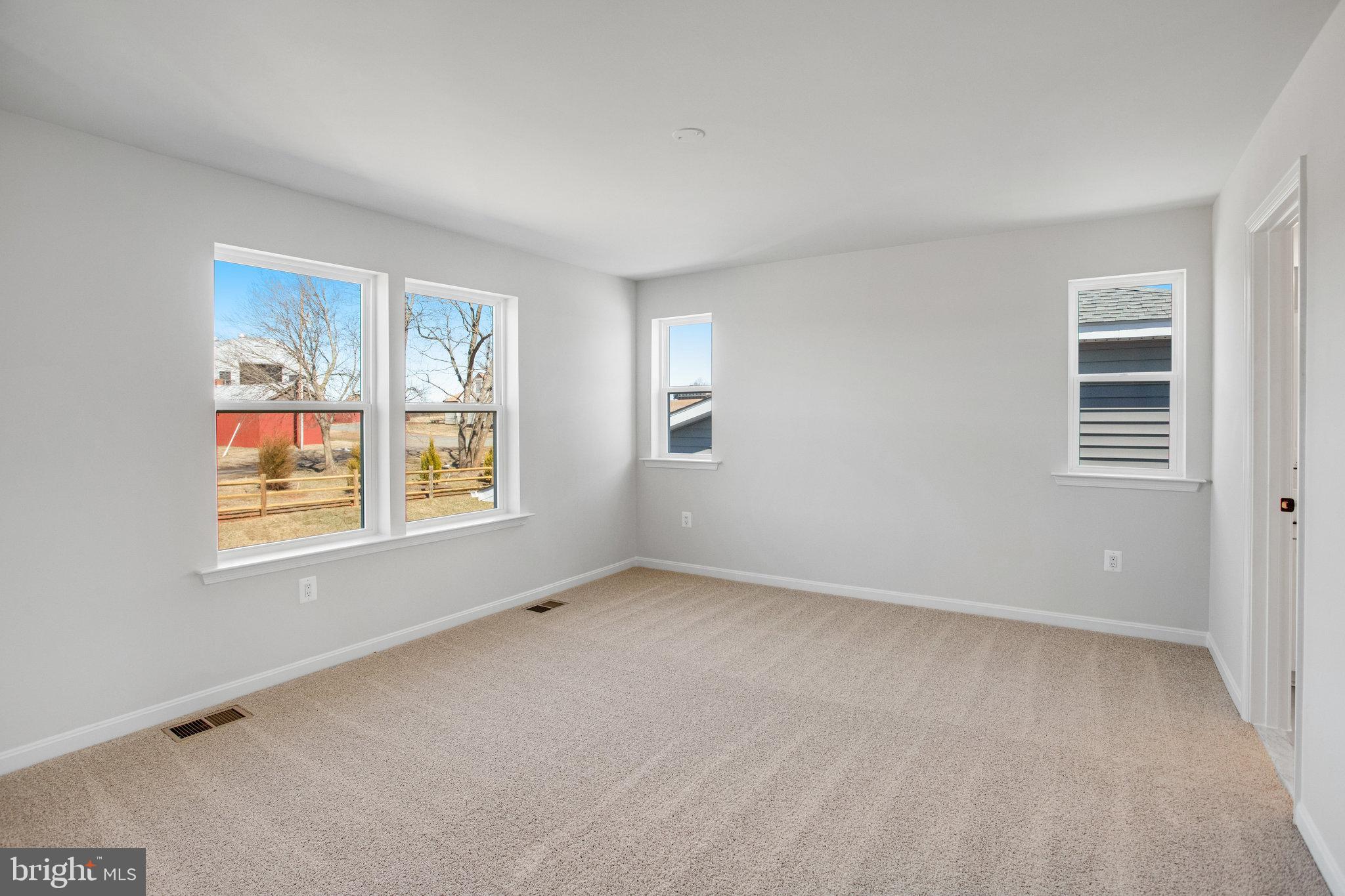 SEASONS AT ROUND MILL MEADOWS - Residential