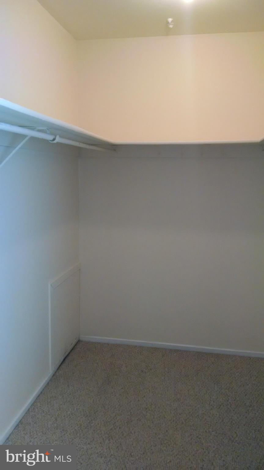 JEFFERSON MEWS - Residential Lease