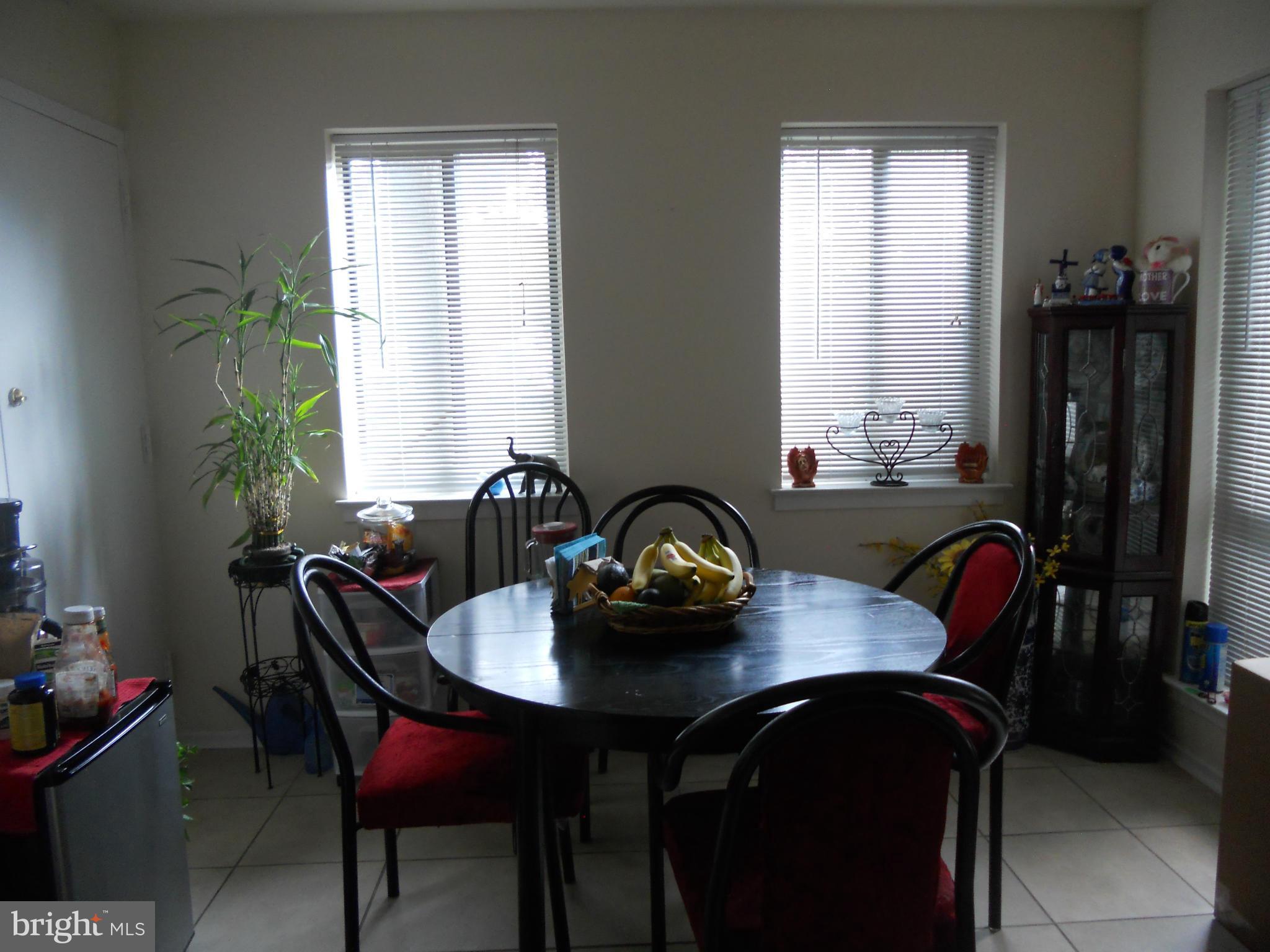 JEFFERSON MEWS - Residential Lease