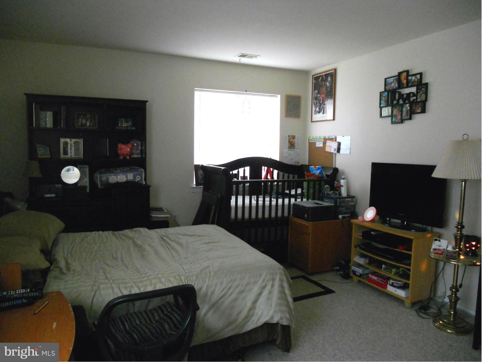 JEFFERSON MEWS - Residential Lease