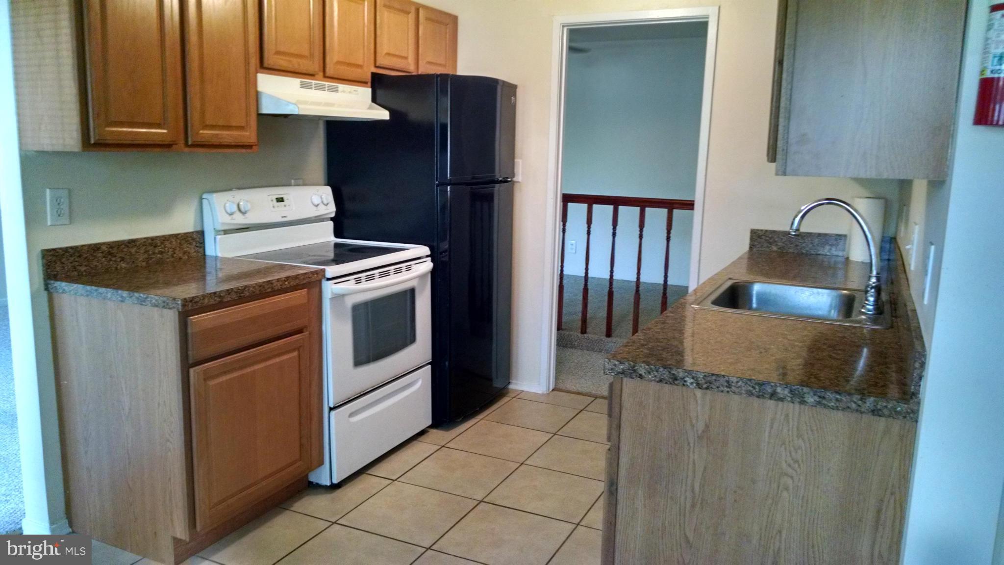 JEFFERSON MEWS - Residential Lease