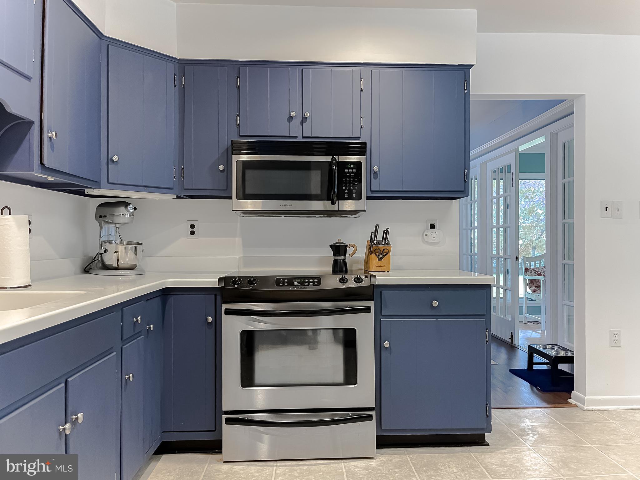 TUDOR PARK - Residential