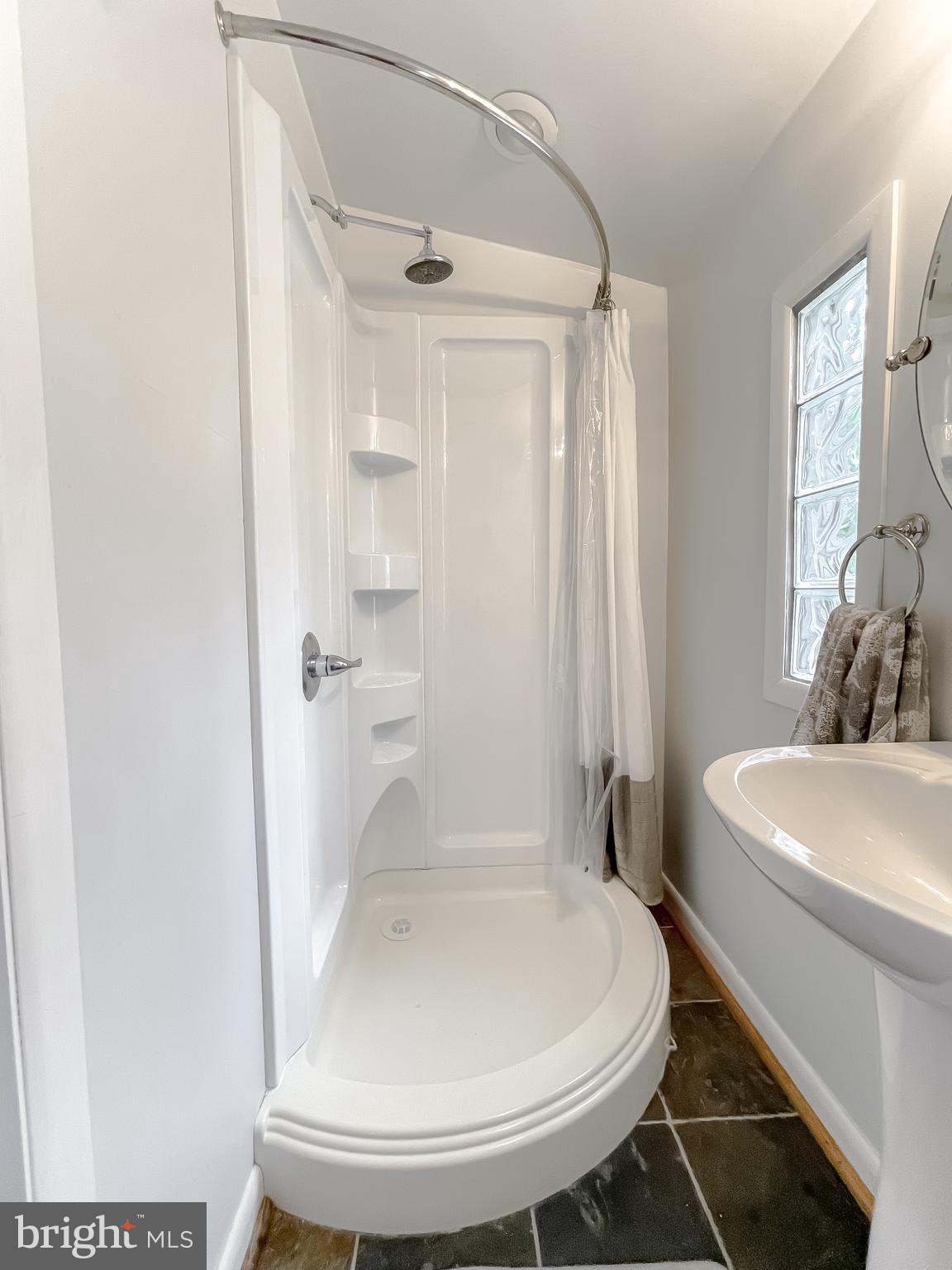 TUDOR PARK - Residential