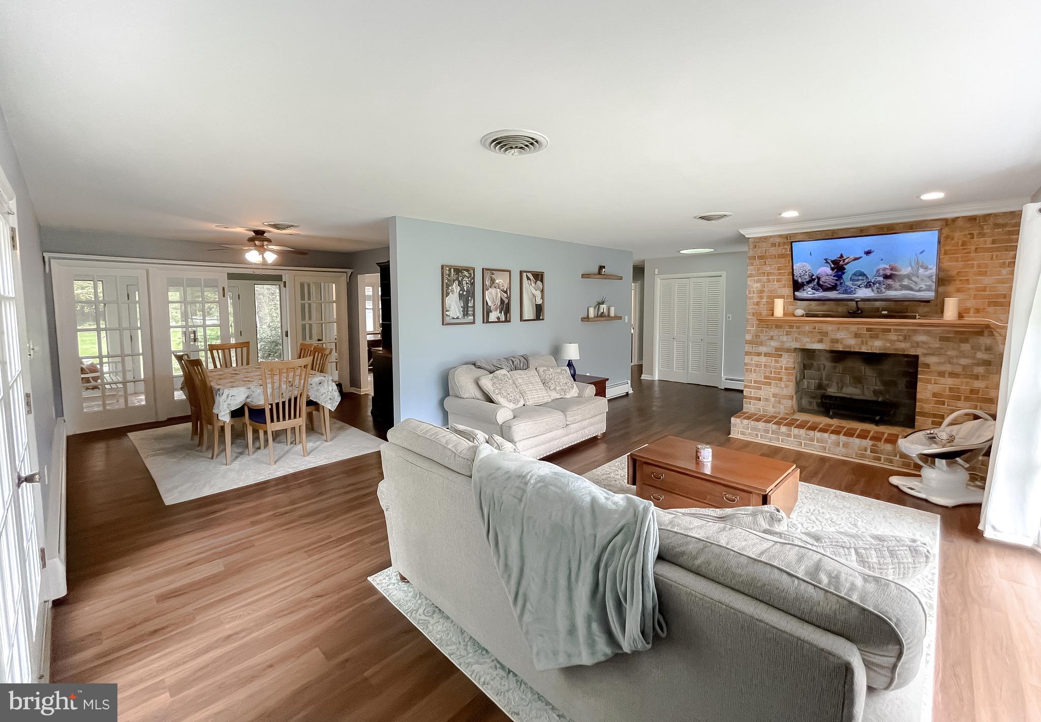 TUDOR PARK - Residential