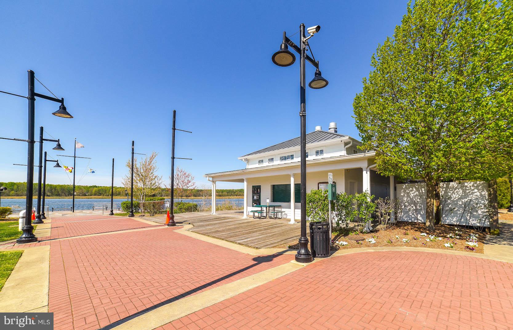 TUDOR PARK - Residential