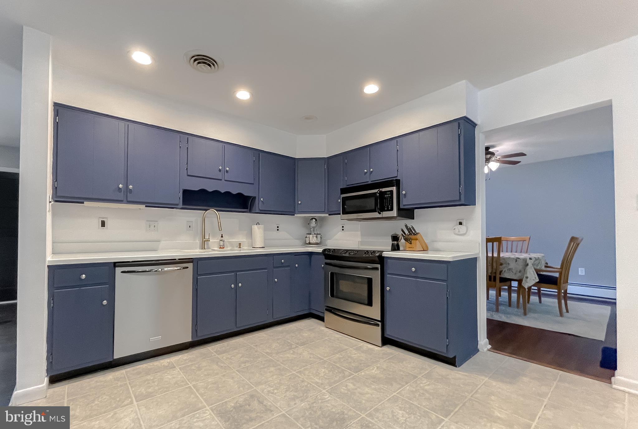 TUDOR PARK - Residential