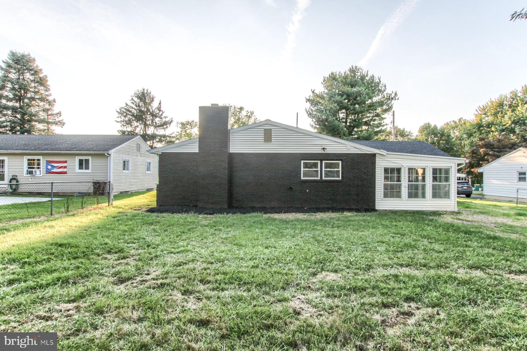 NOLL ACRES - Residential