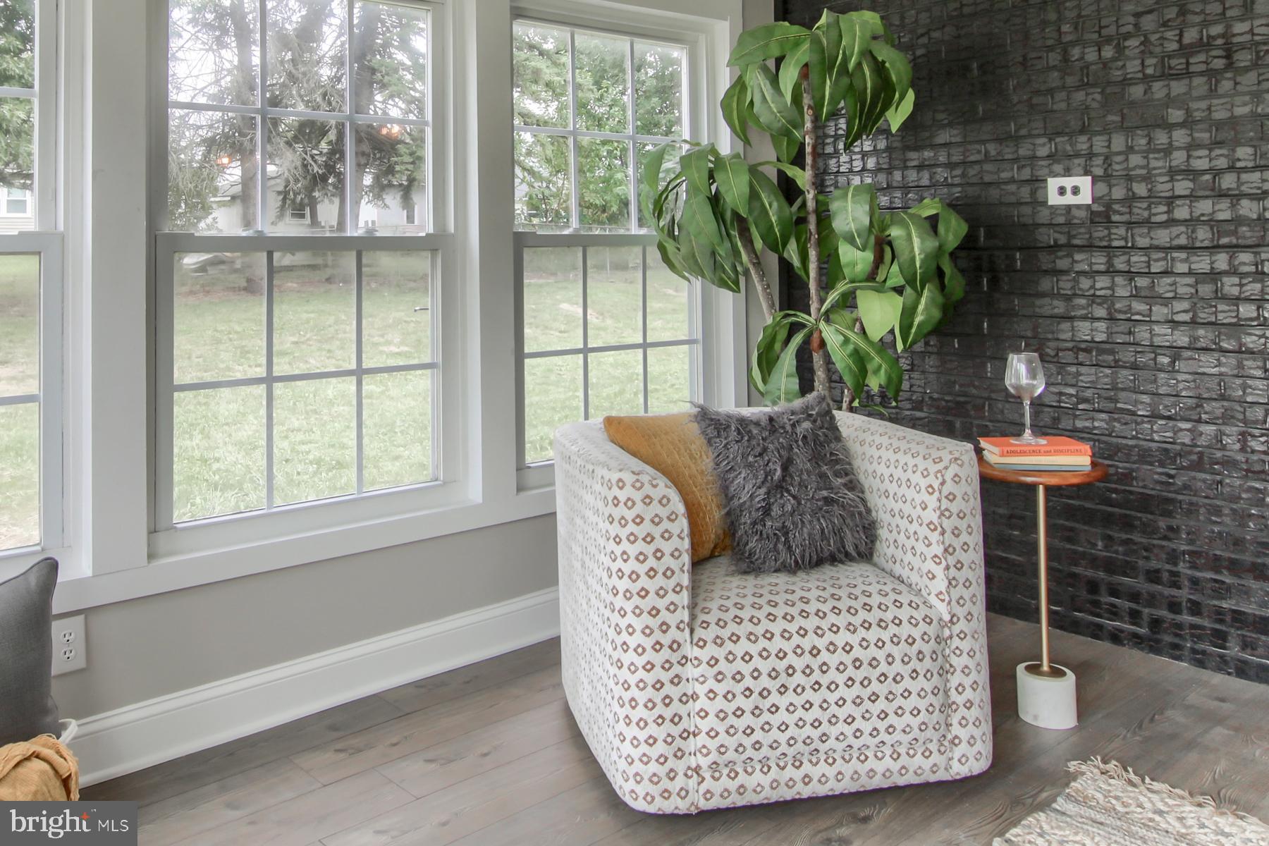 NOLL ACRES - Residential