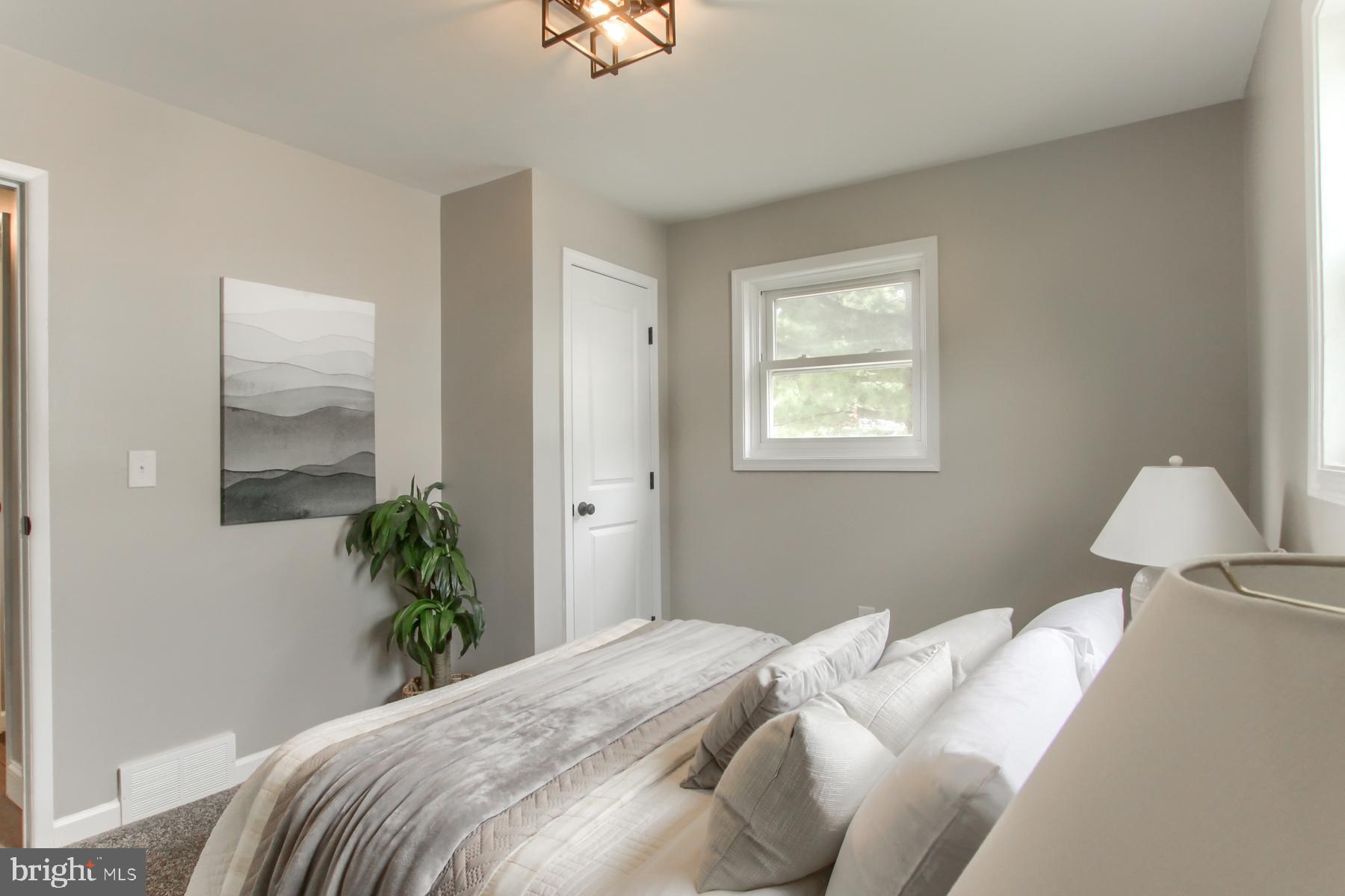 NOLL ACRES - Residential