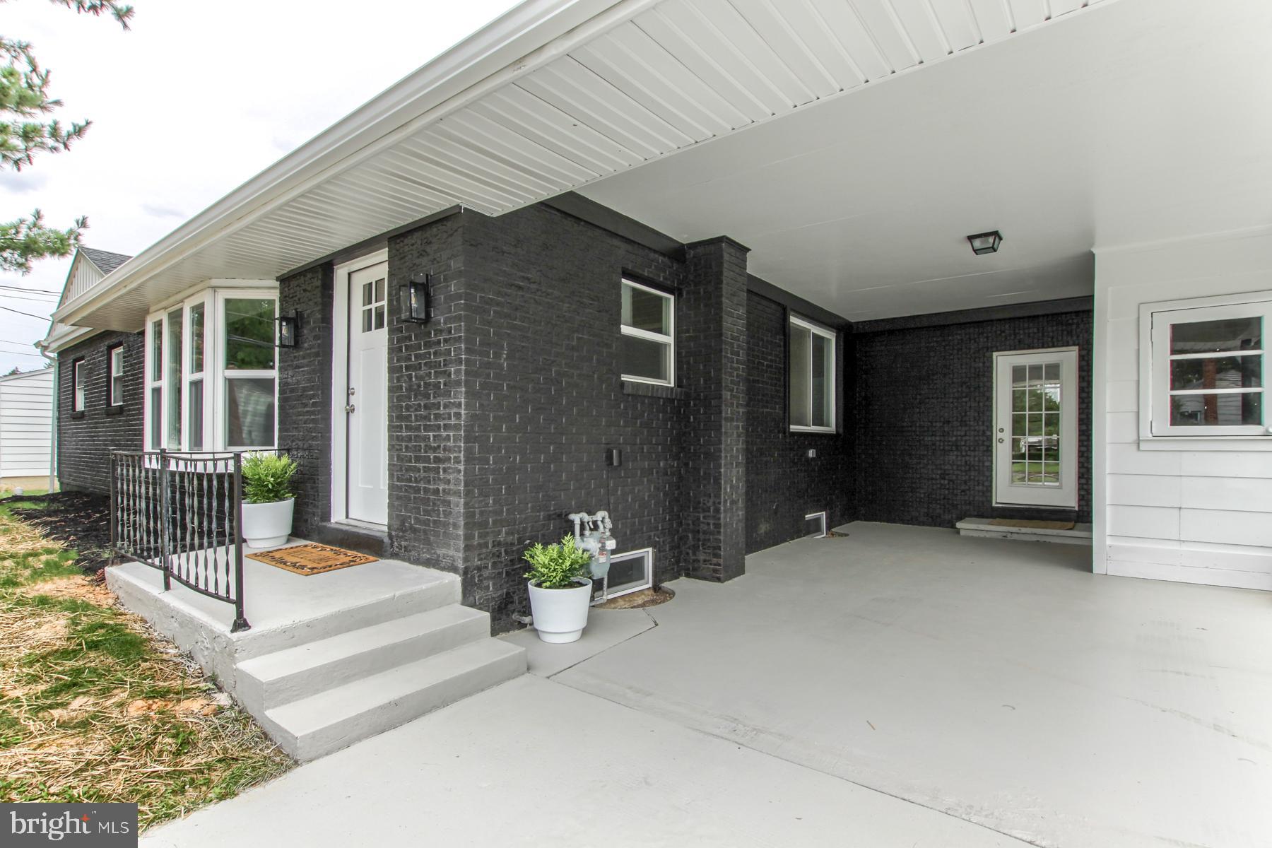 NOLL ACRES - Residential