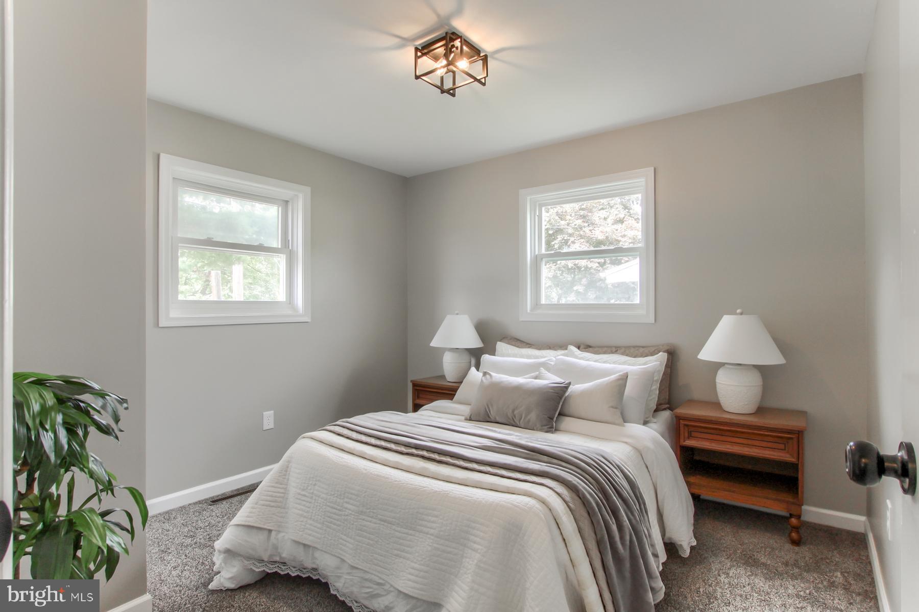 NOLL ACRES - Residential
