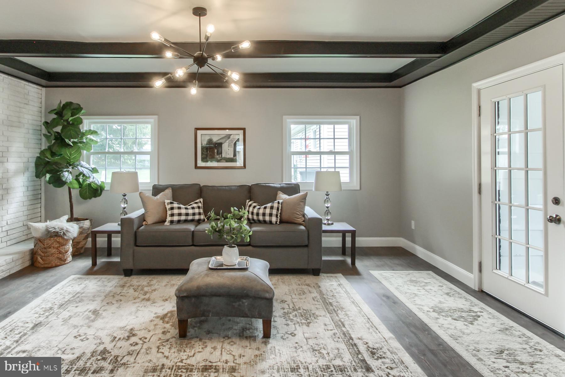 NOLL ACRES - Residential