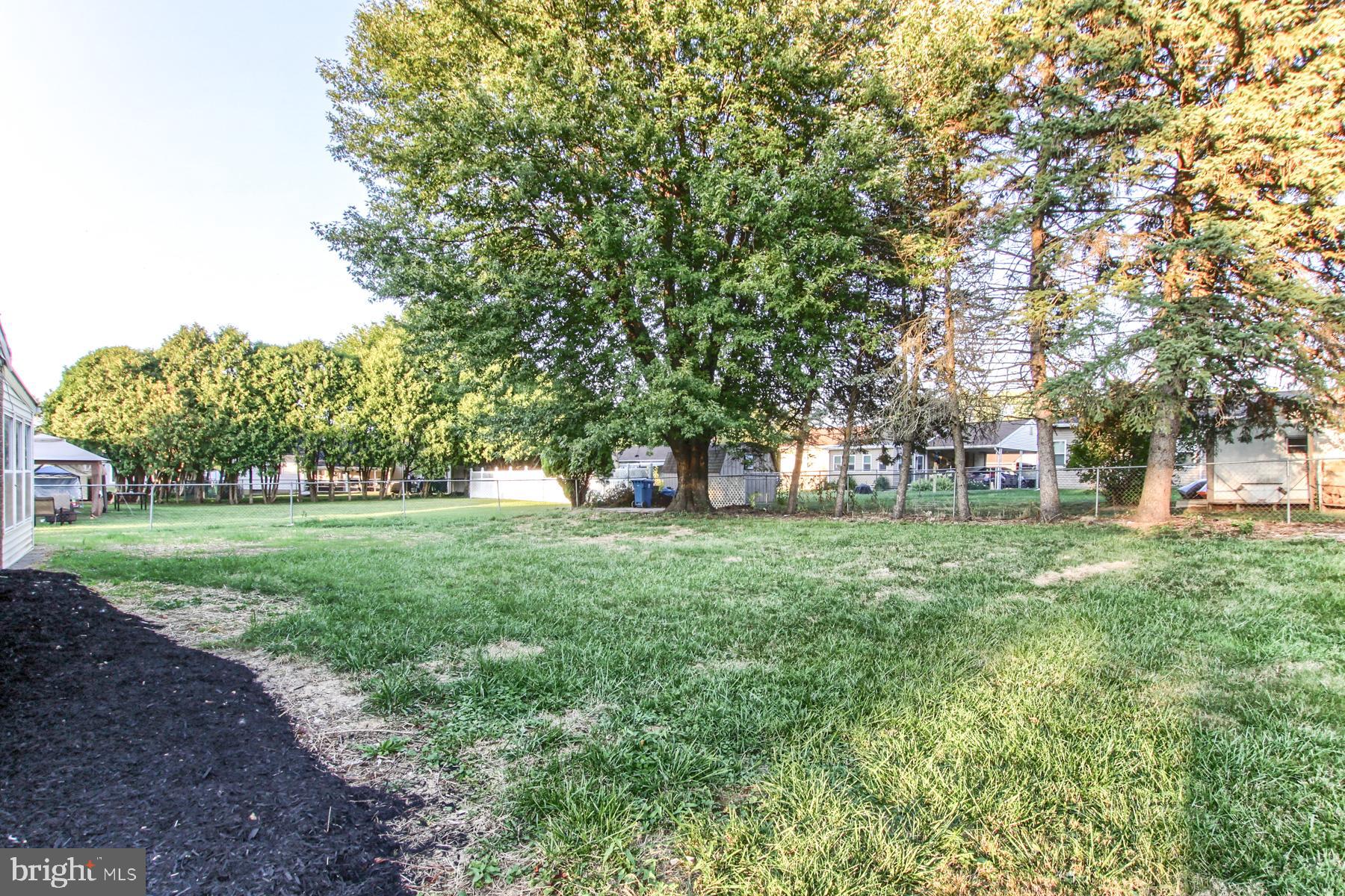 NOLL ACRES - Residential
