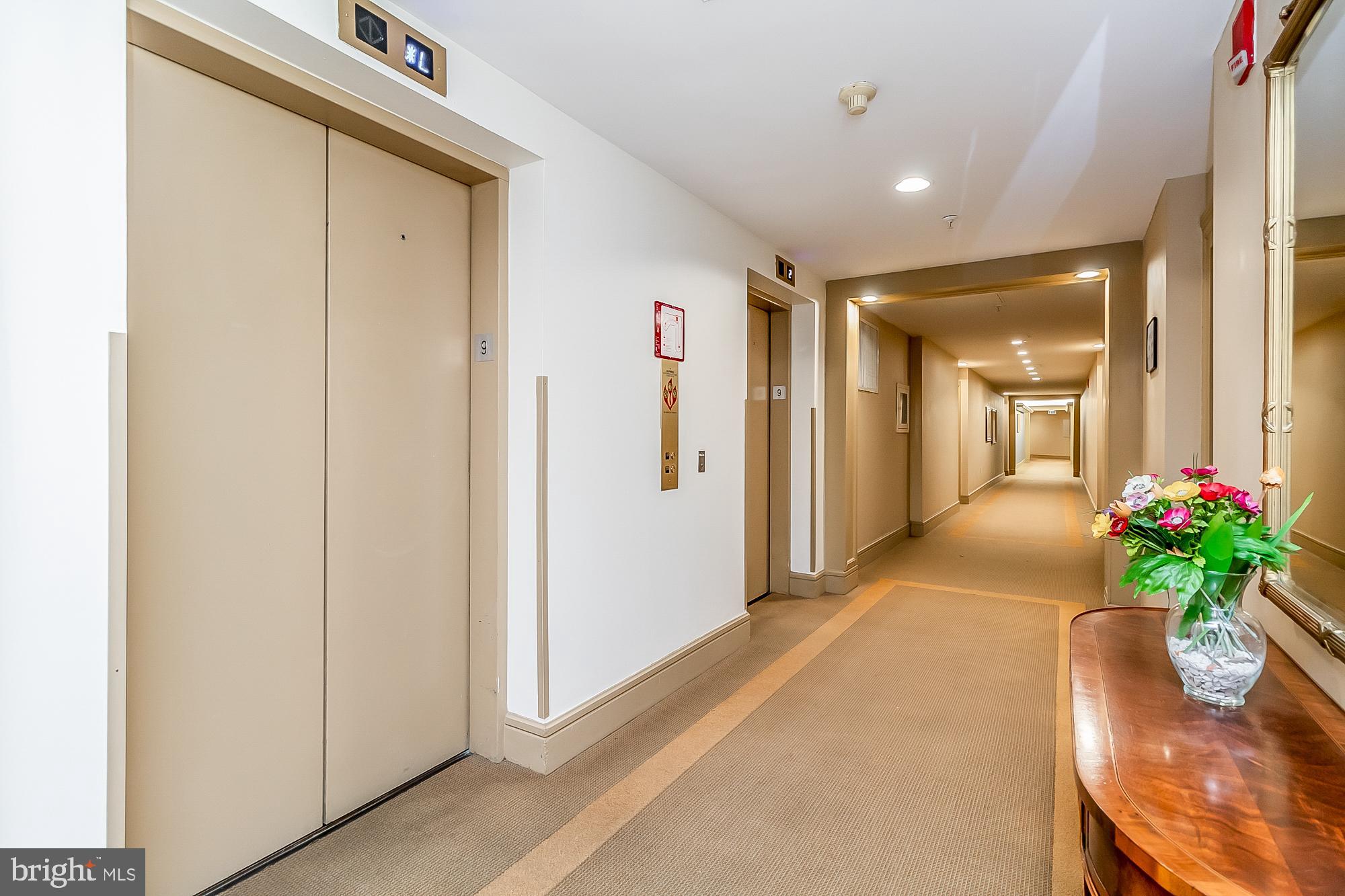 THE COLONNADE - Residential